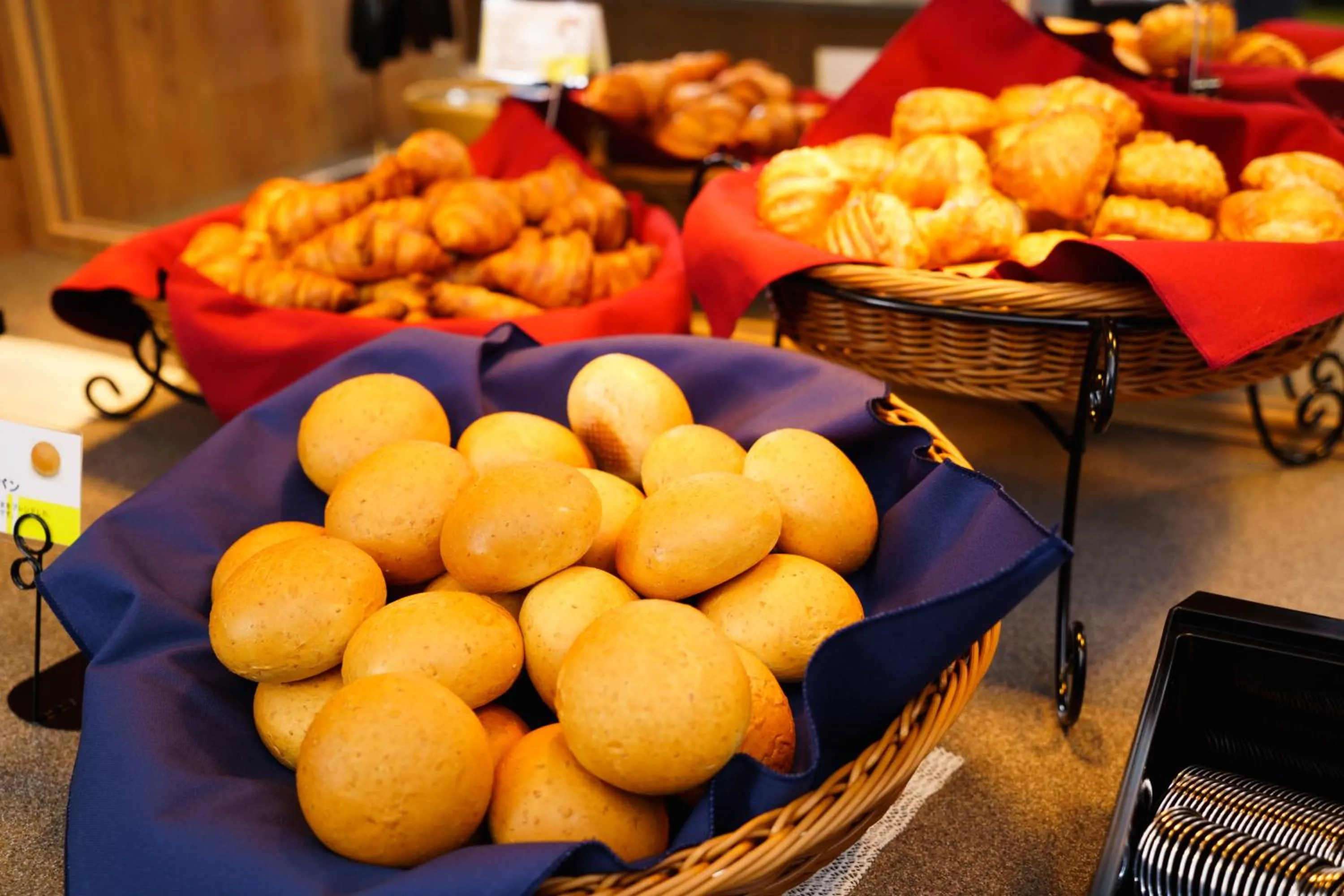 Buffet breakfast in Super Hotel Fujinomiya
