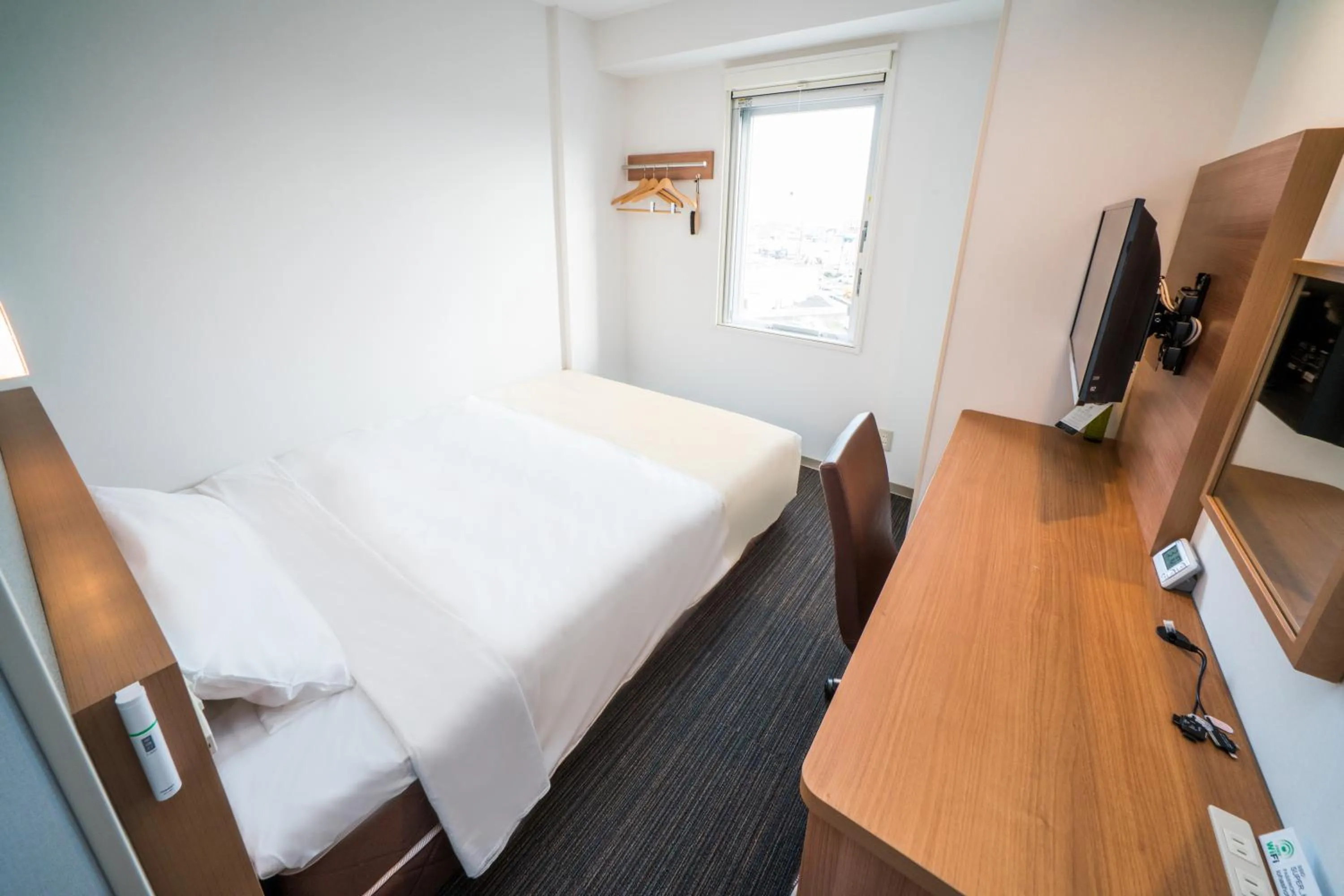 Photo of the whole room, Bed in Super Hotel Fujinomiya