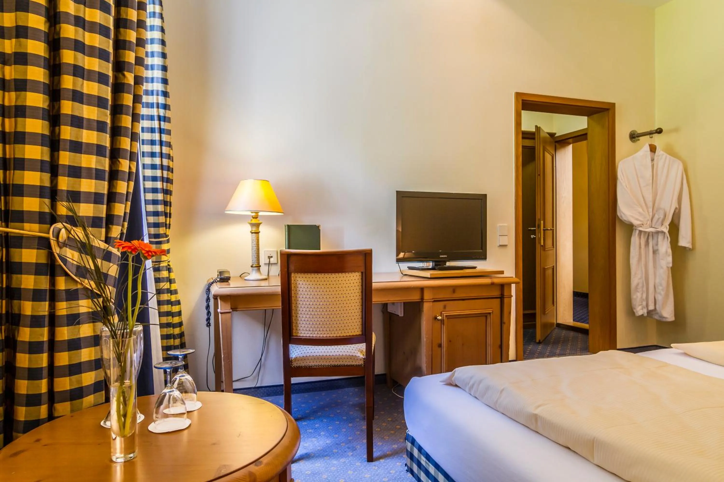 TV and multimedia, Bed in Waldhotel Bad Sulzburg