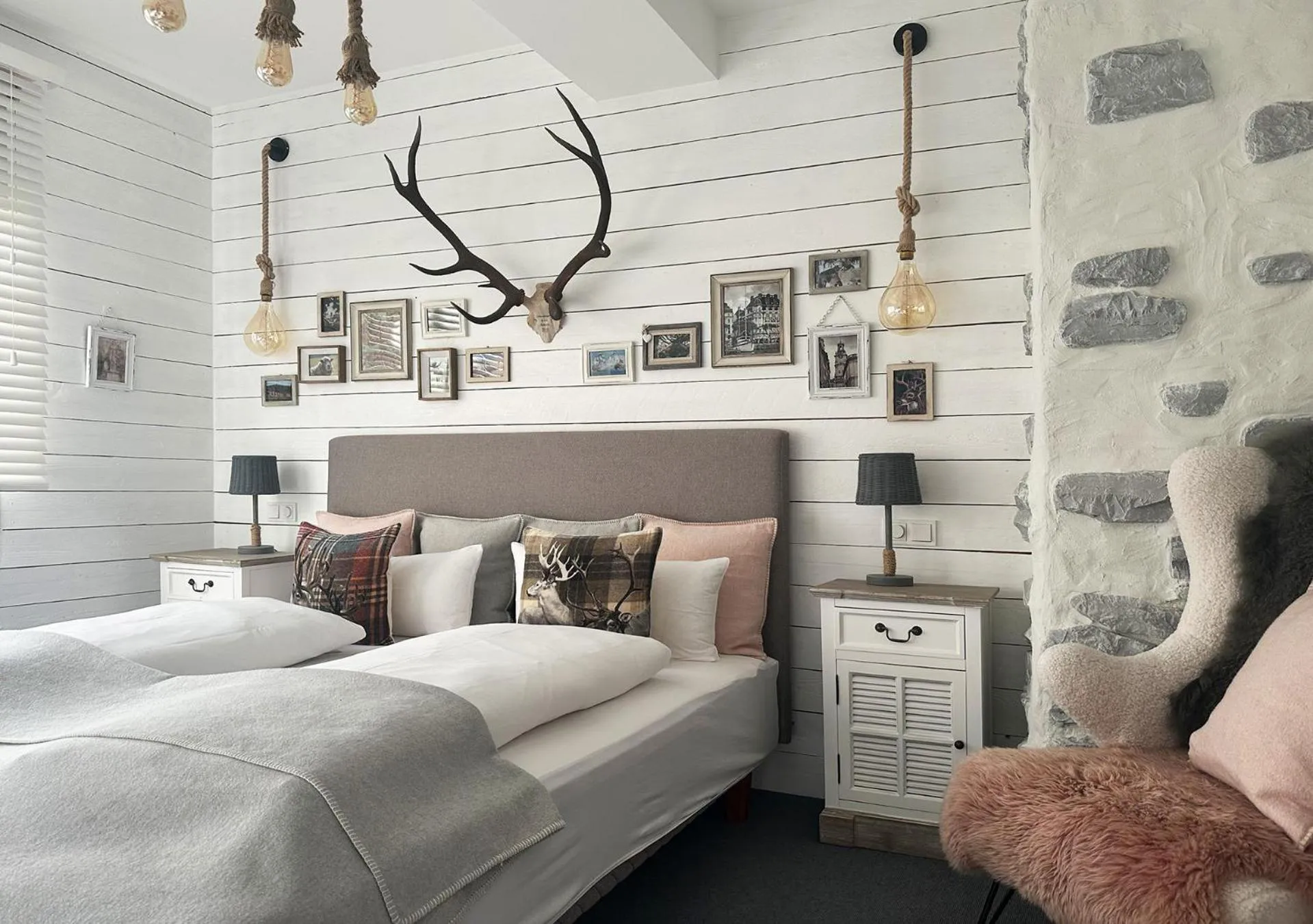 Bed in Boutique-Hotel Stadtvilla Hodes