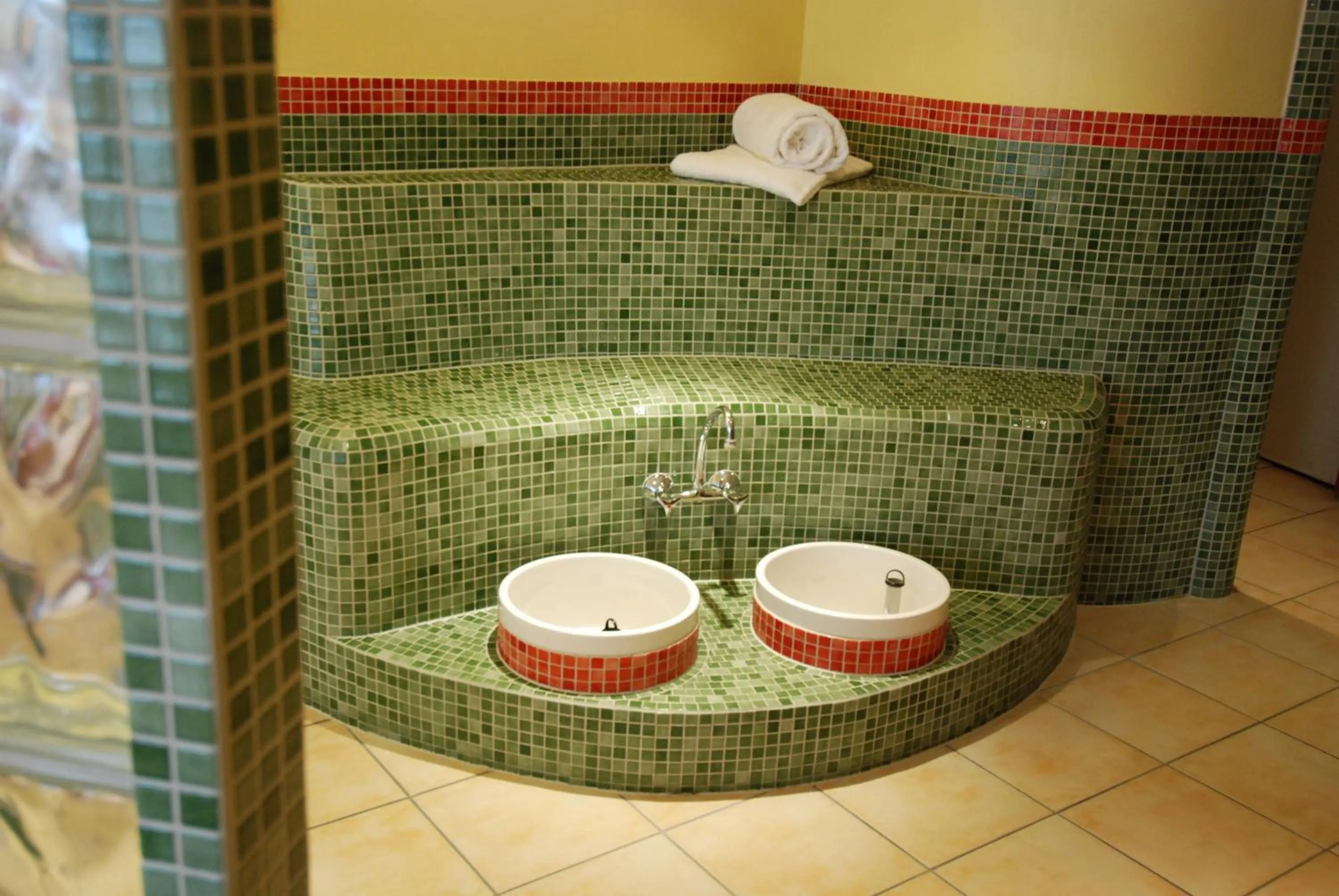 Sauna in ABACUS Tierpark Hotel