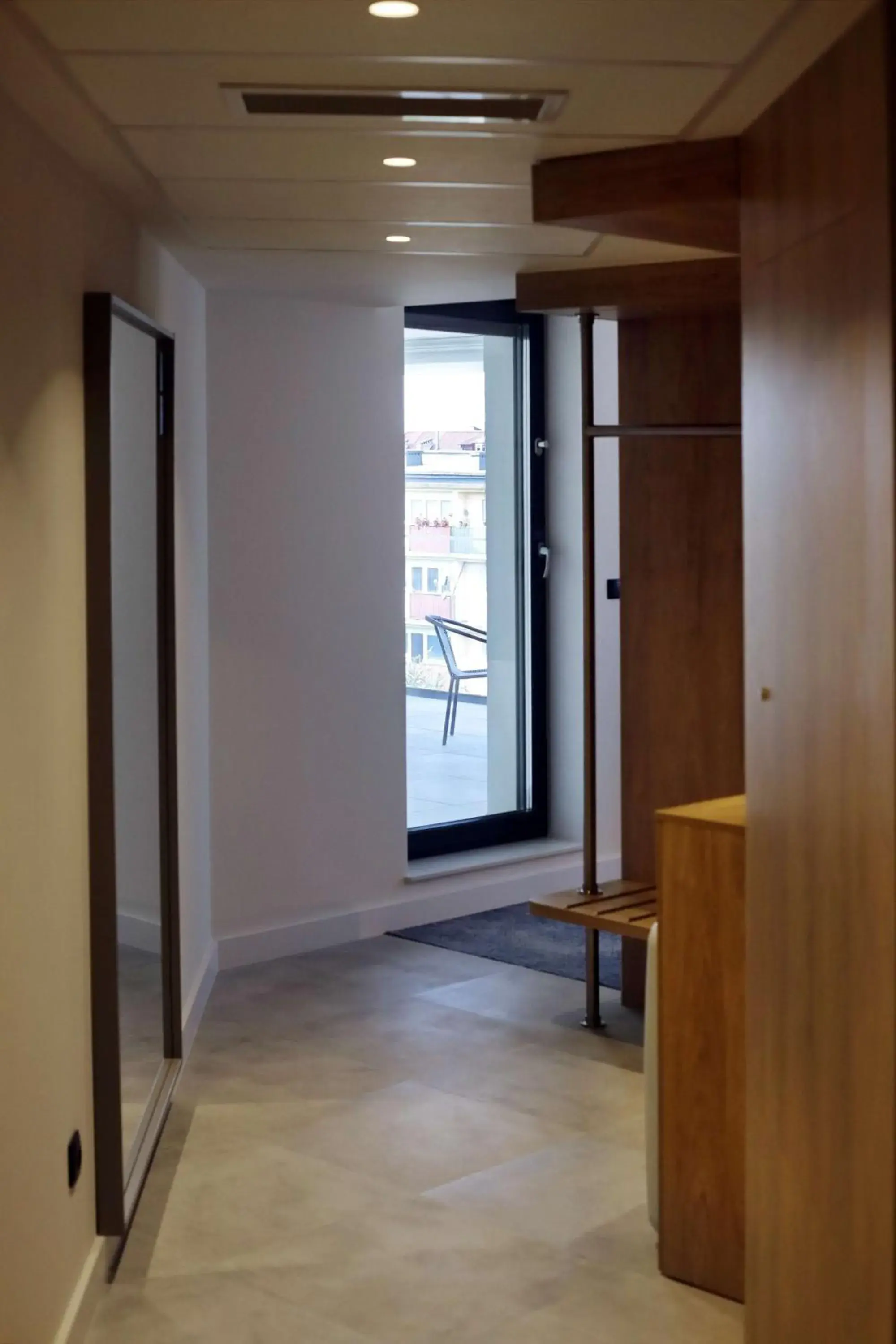 King Room with Terrace and City View in Hampton By Hilton Olsztyn King Room with Terrace and City View in Hampton By Hilton Olsztyn