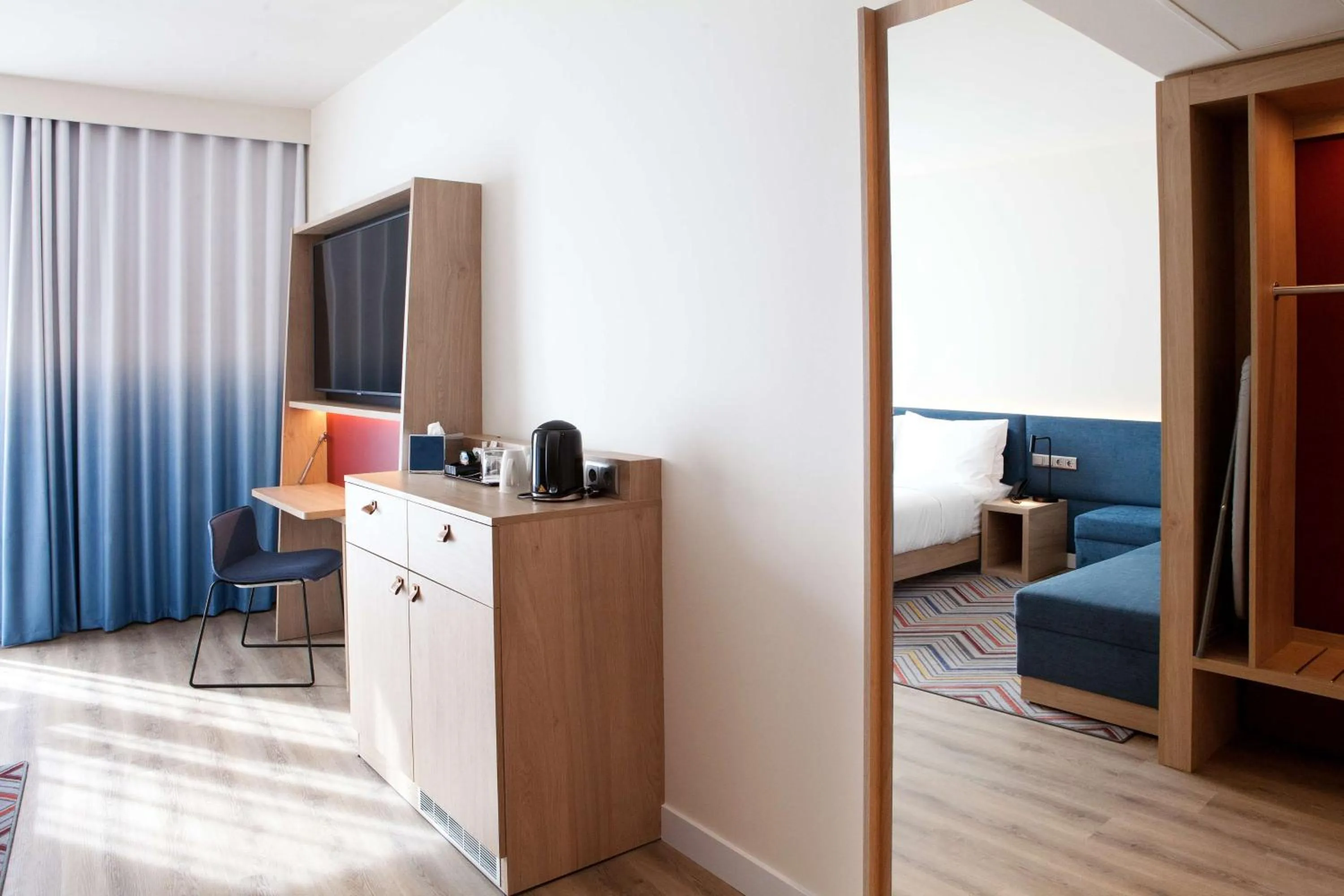 Bedroom in Hampton By Hilton Vienna Messe