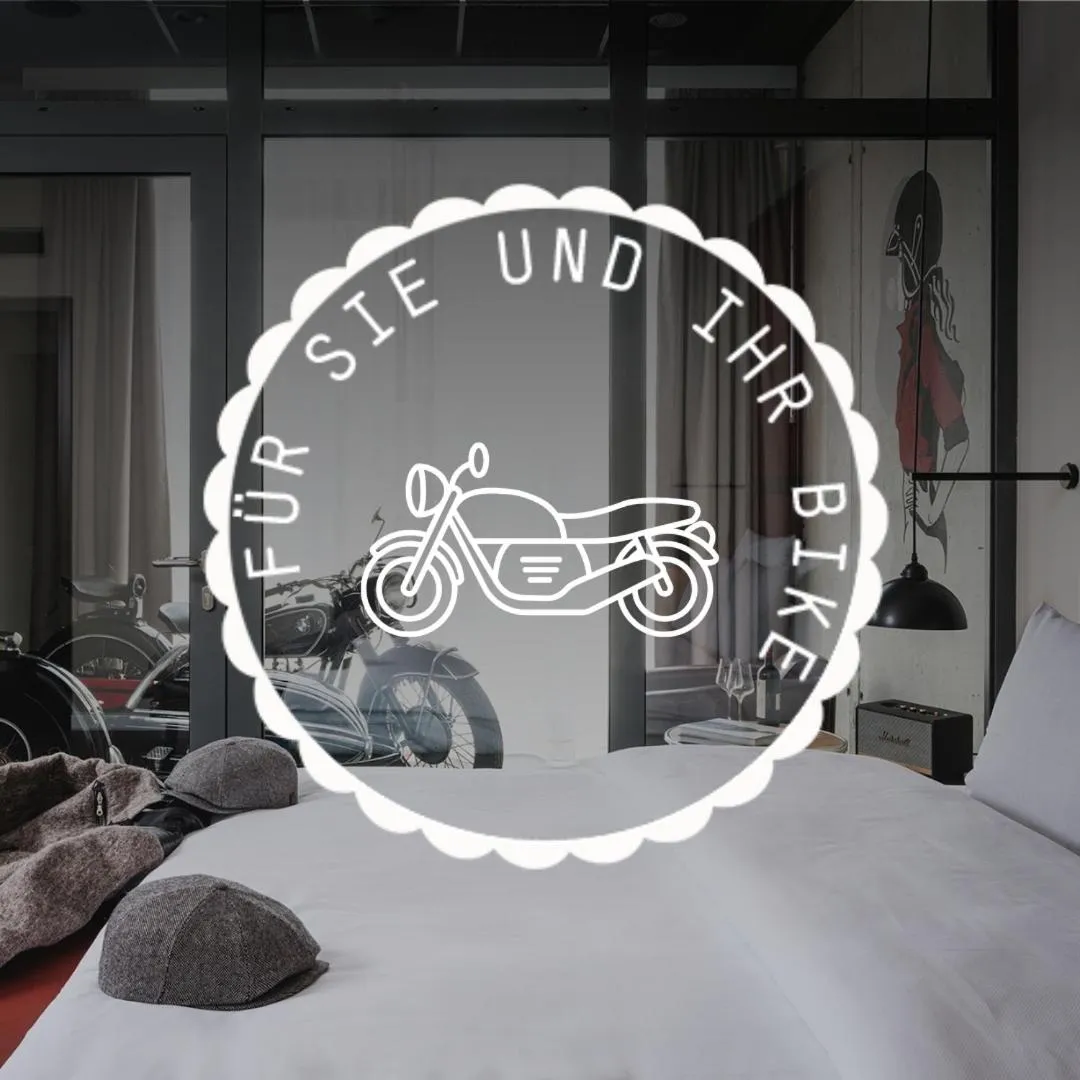 Bed in AMERON München Motorworld