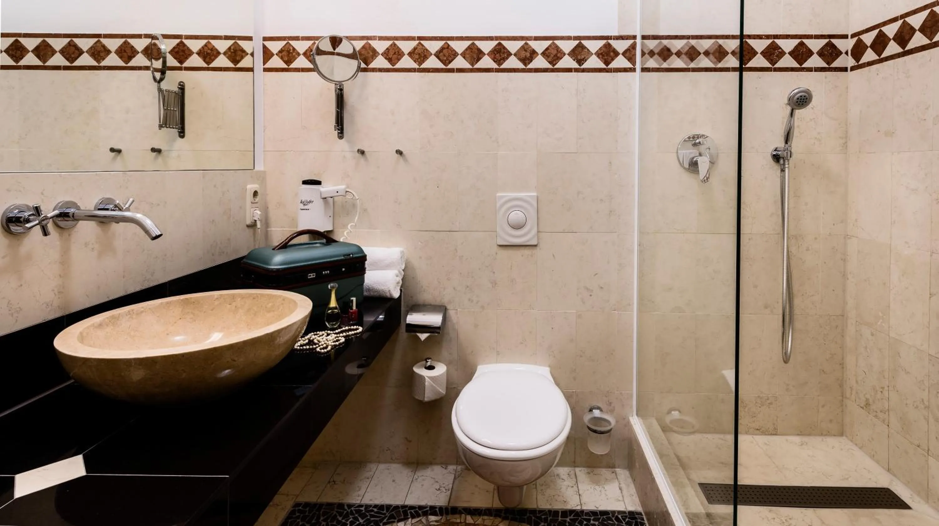 Bathroom in Sebnitzer Hof by STEIGER Hotels