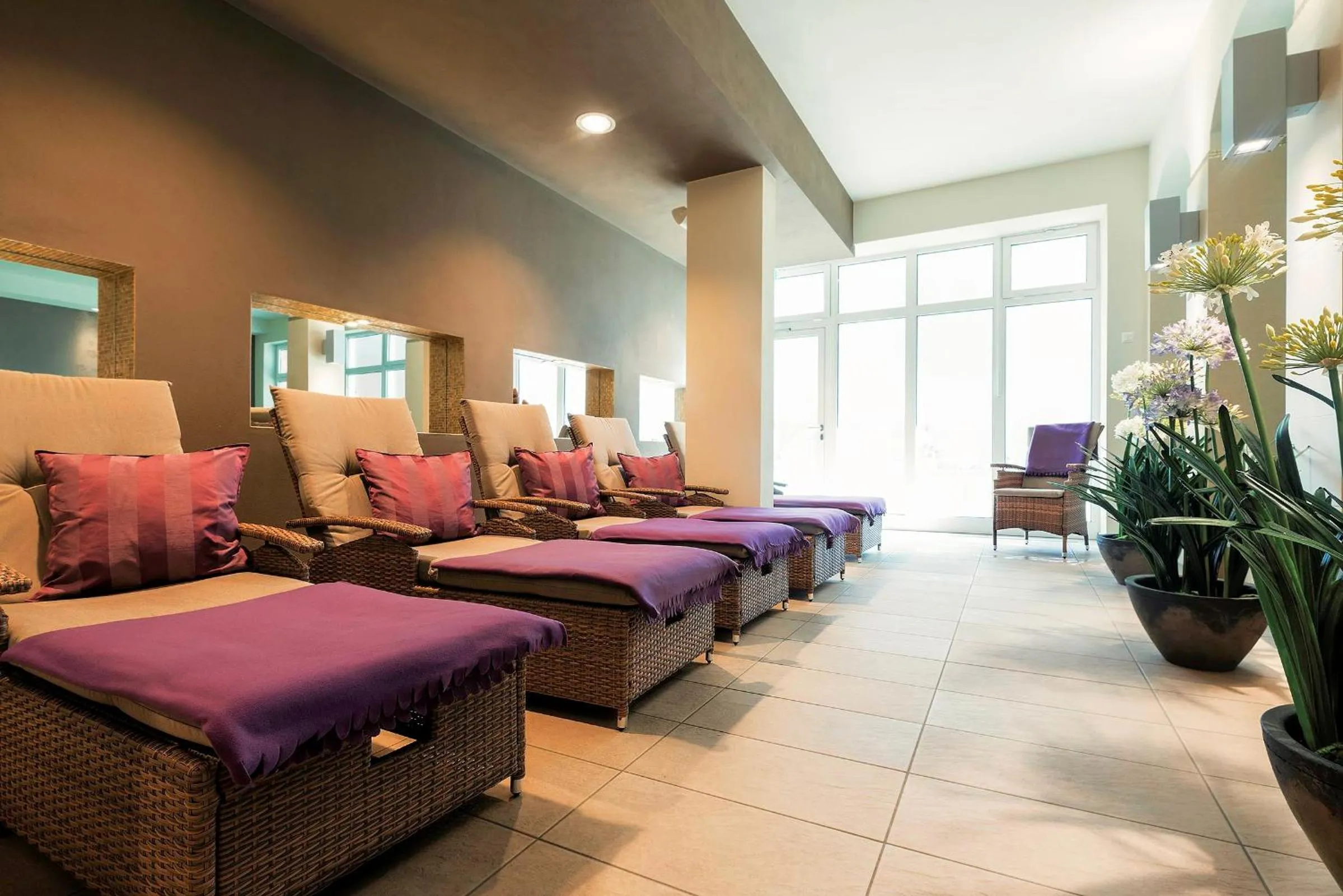 Swimming pool in Sebnitzer Hof by STEIGER Hotels