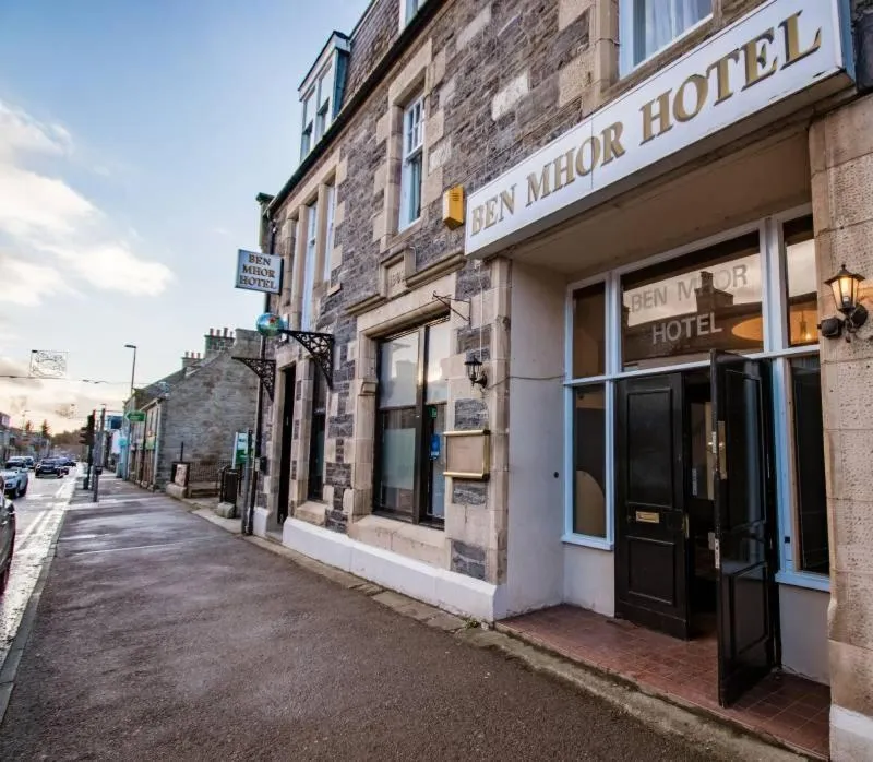 Property building in The Ben Mhor Hotel, Bar & Restaurant