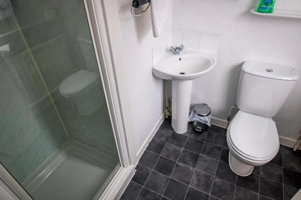 Bedroom in The Ben Mhor Hotel, Bar & Restaurant