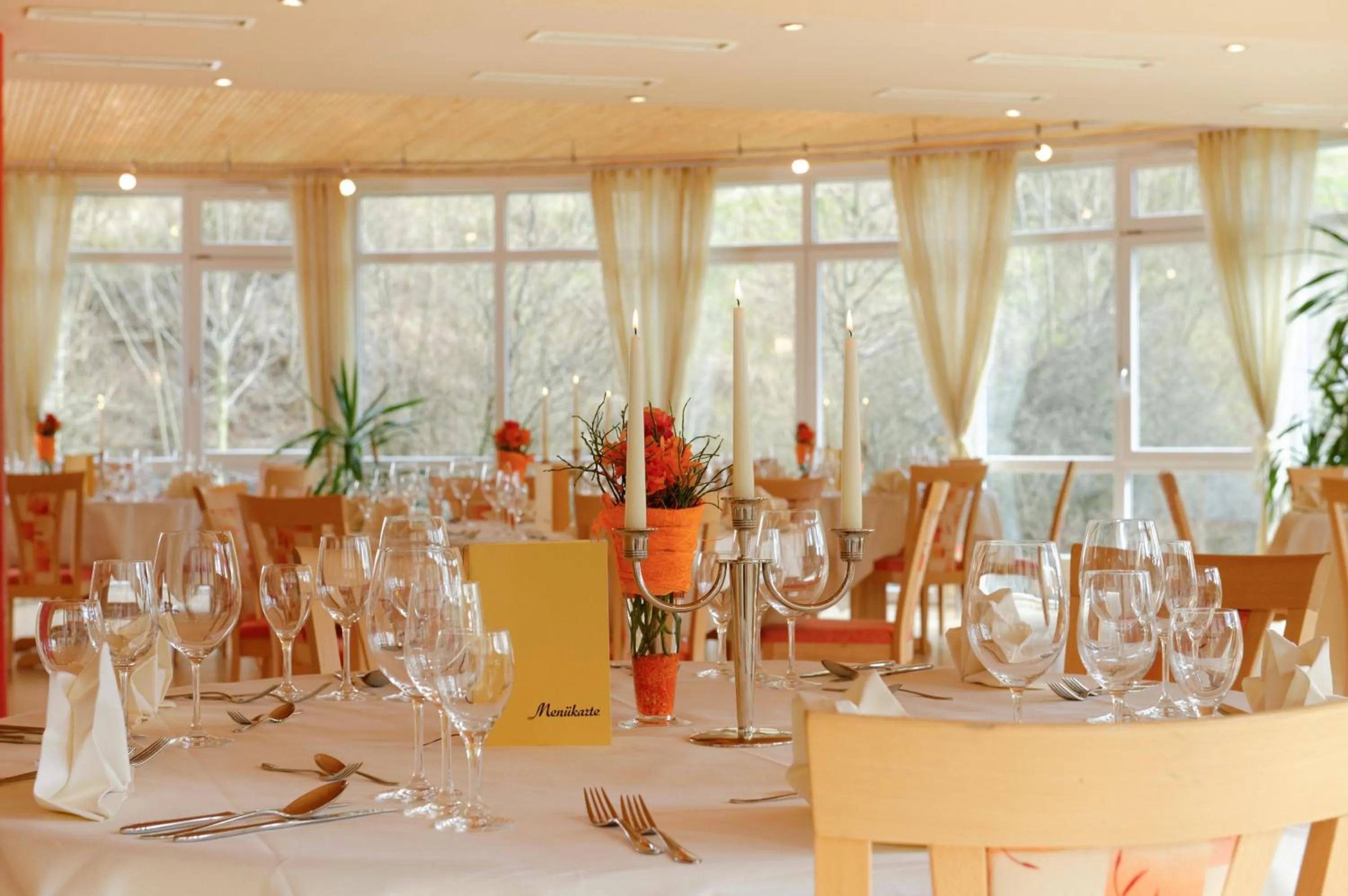 Restaurant/Places to Eat in Hotel Restaurant Talblick