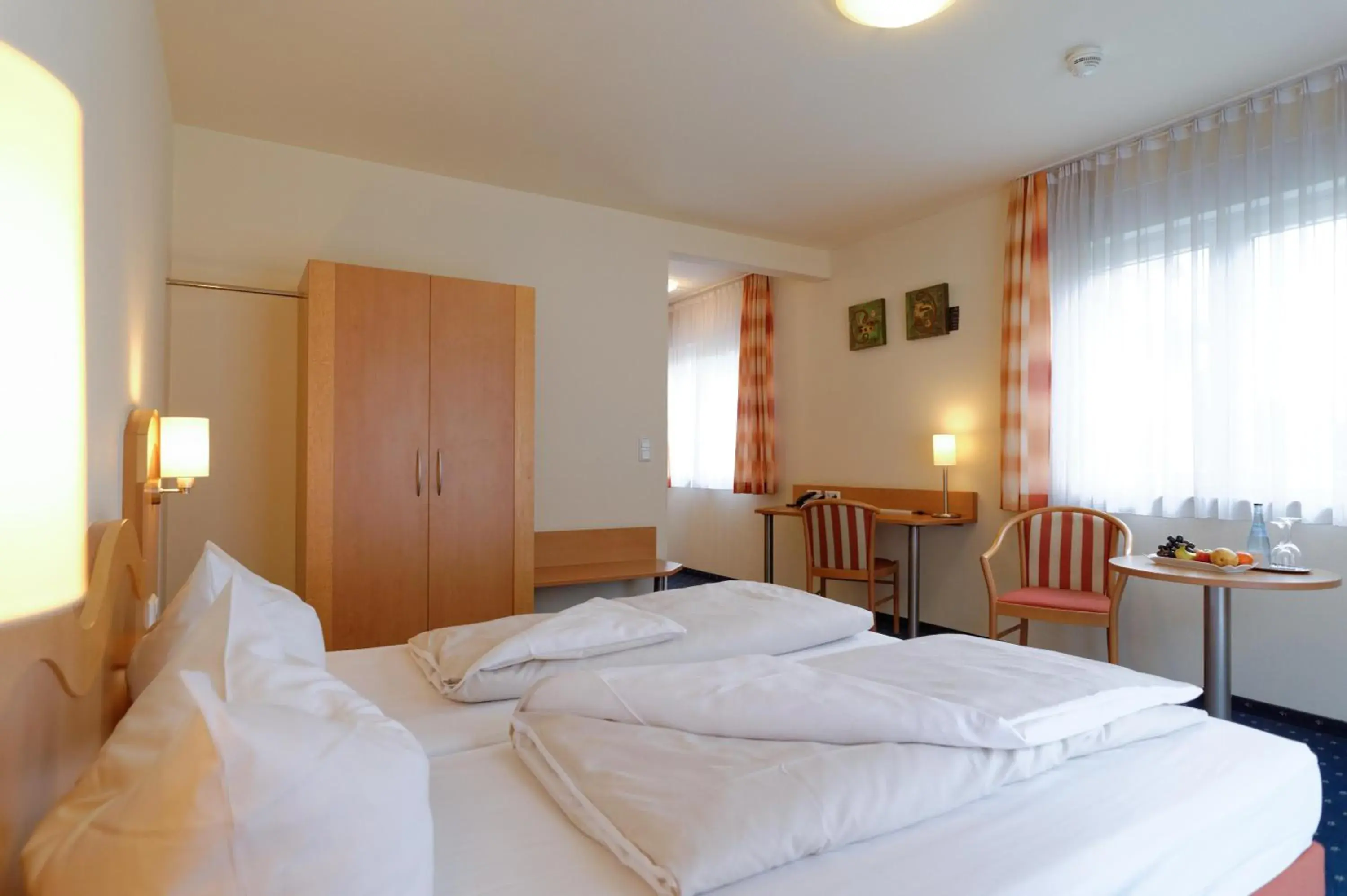 Double Room in Hotel Restaurant Talblick Double Room in Hotel Restaurant Talblick