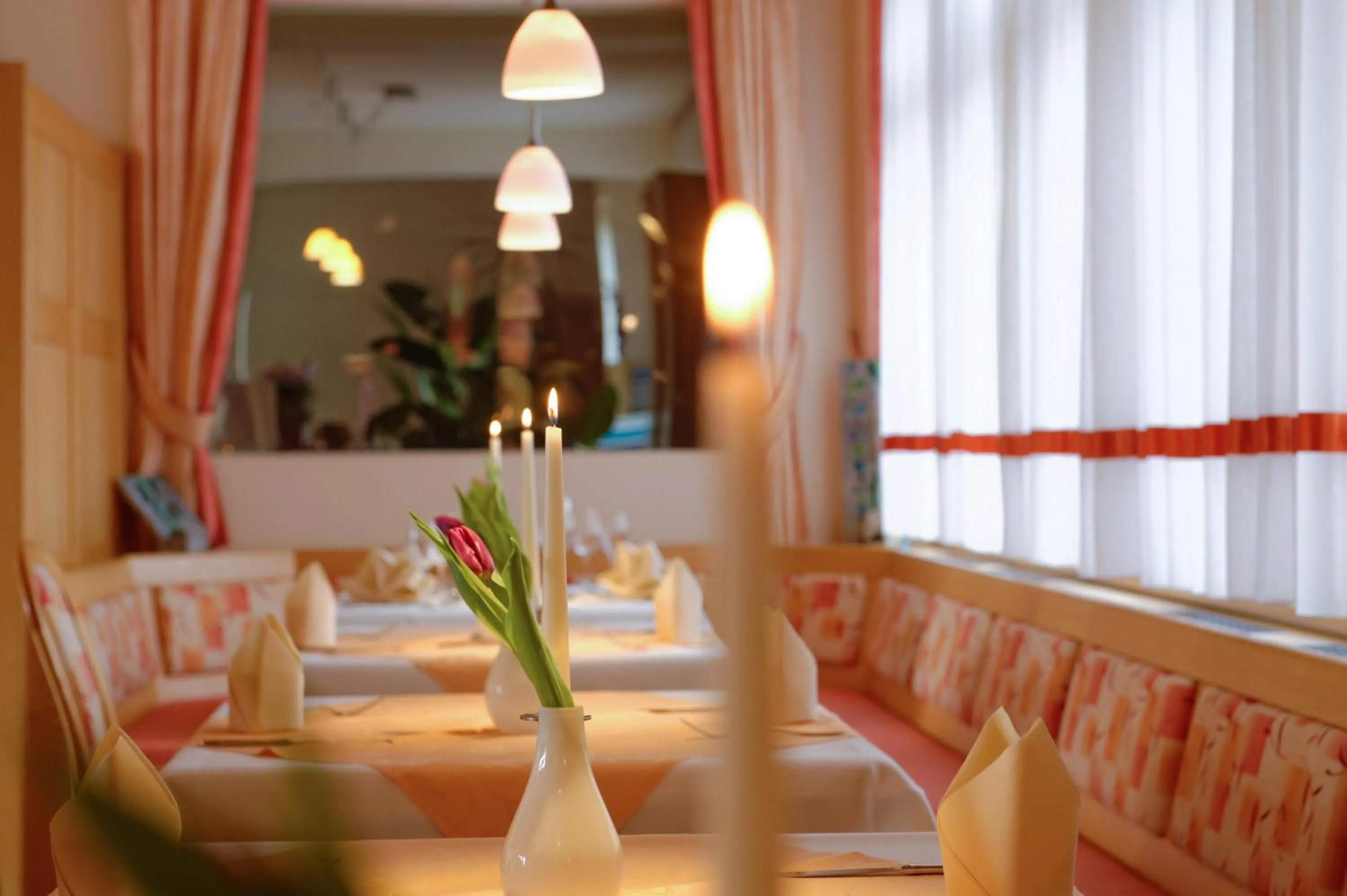 Restaurant/Places to Eat in Hotel Restaurant Talblick
