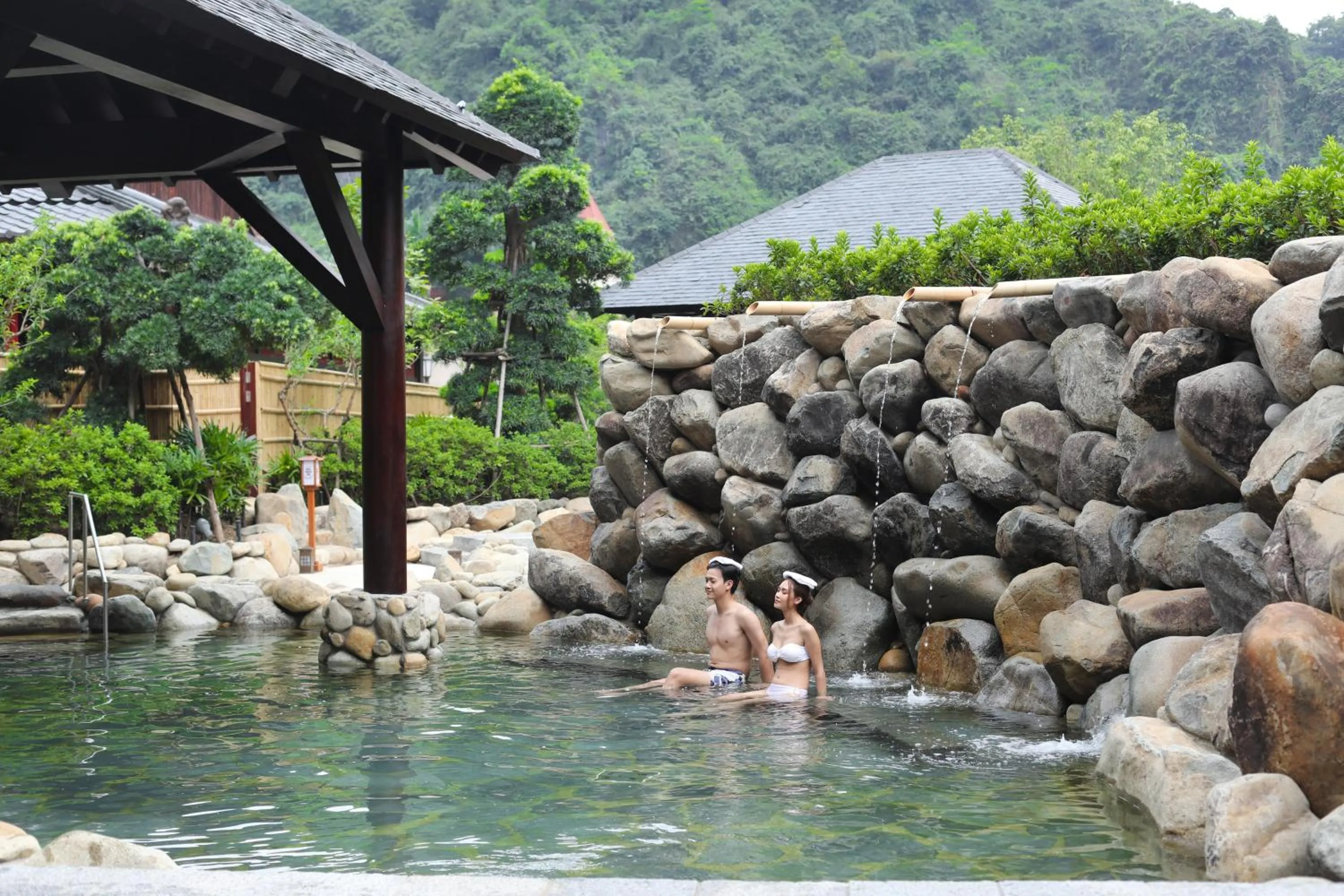 Hot Spring Bath in Yoko Onsen Quang Hanh