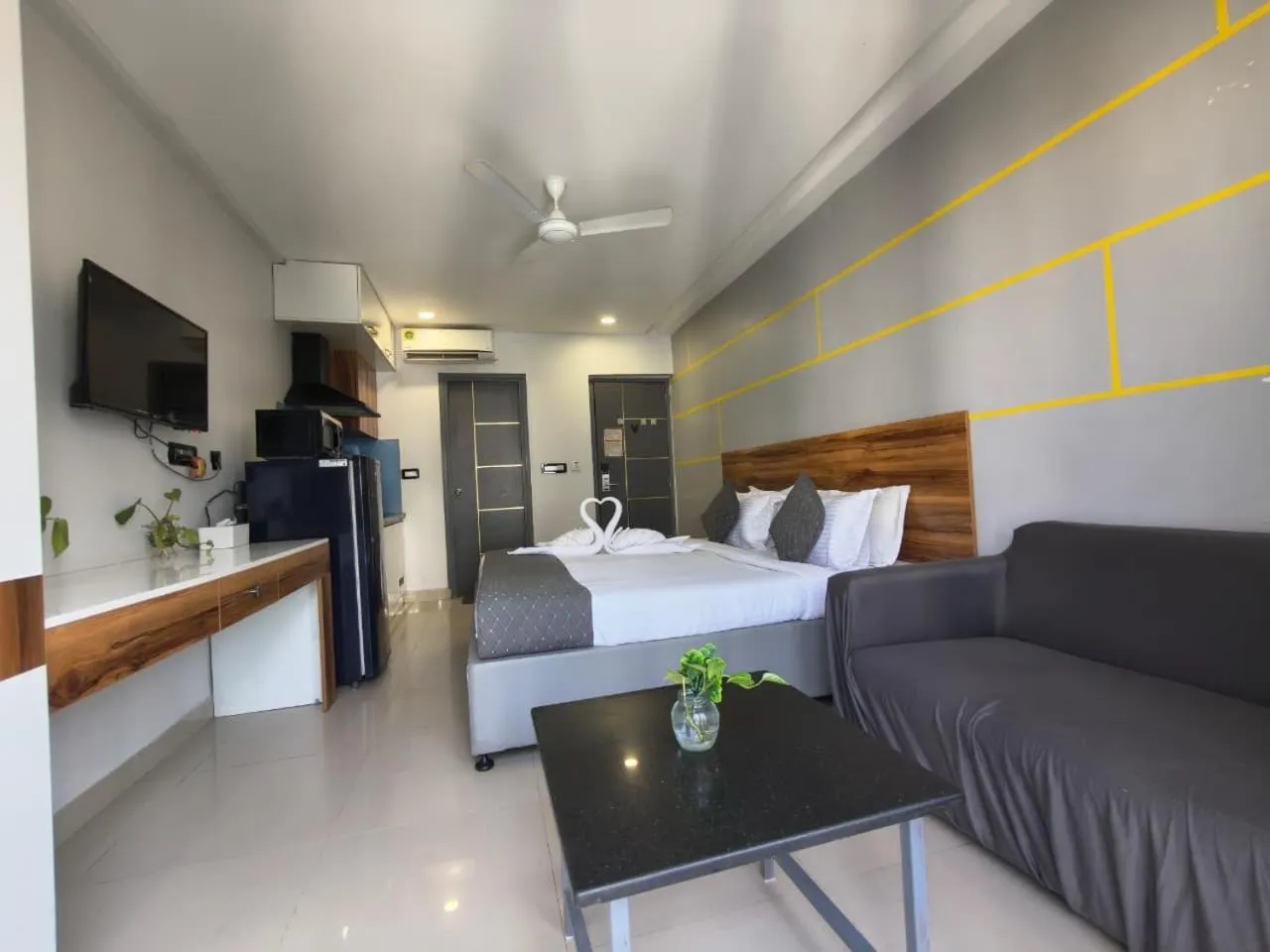 Bed in RESTEL STUDIO FLATS