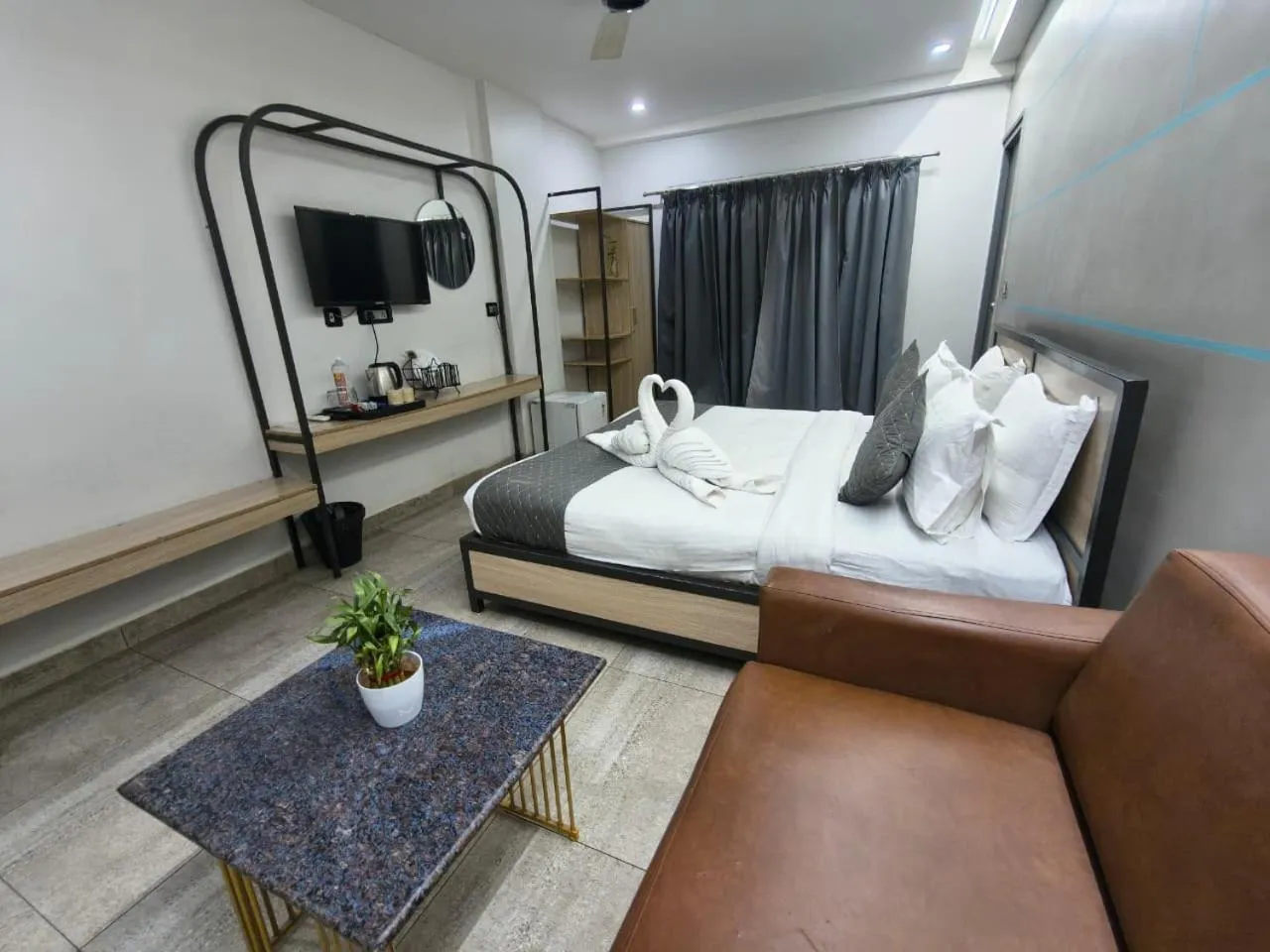 Bed in RESTEL STUDIO FLATS