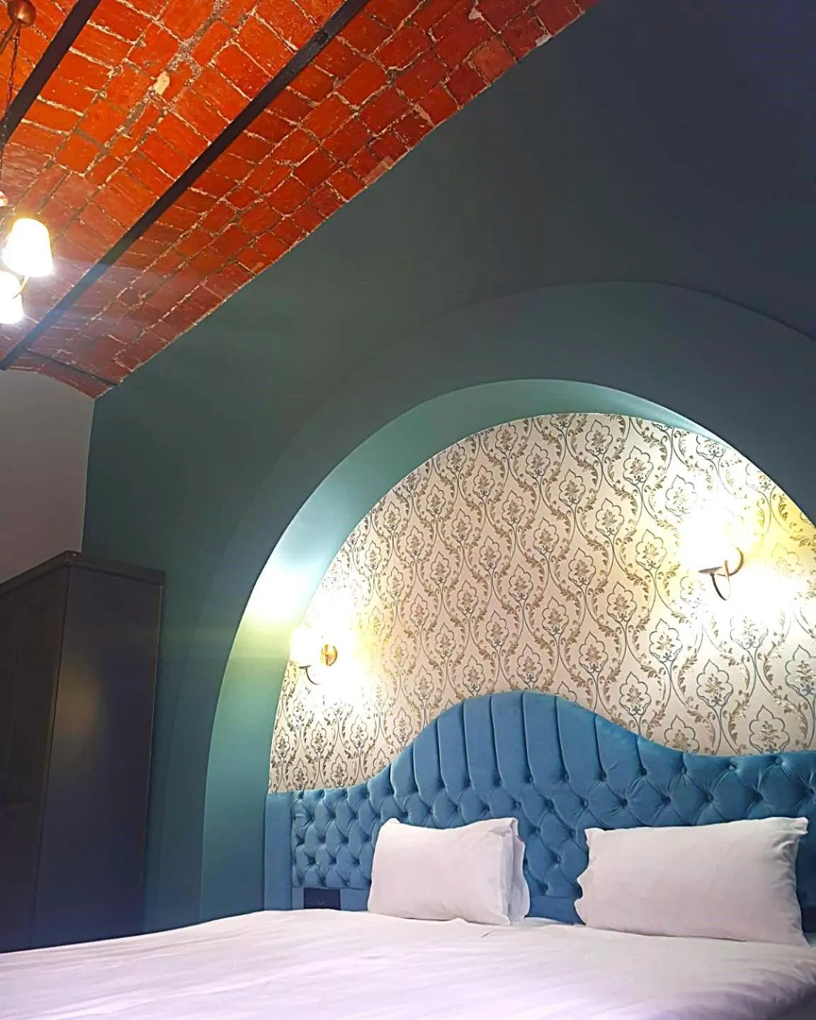 Bed in The Independent Hotel Taksim