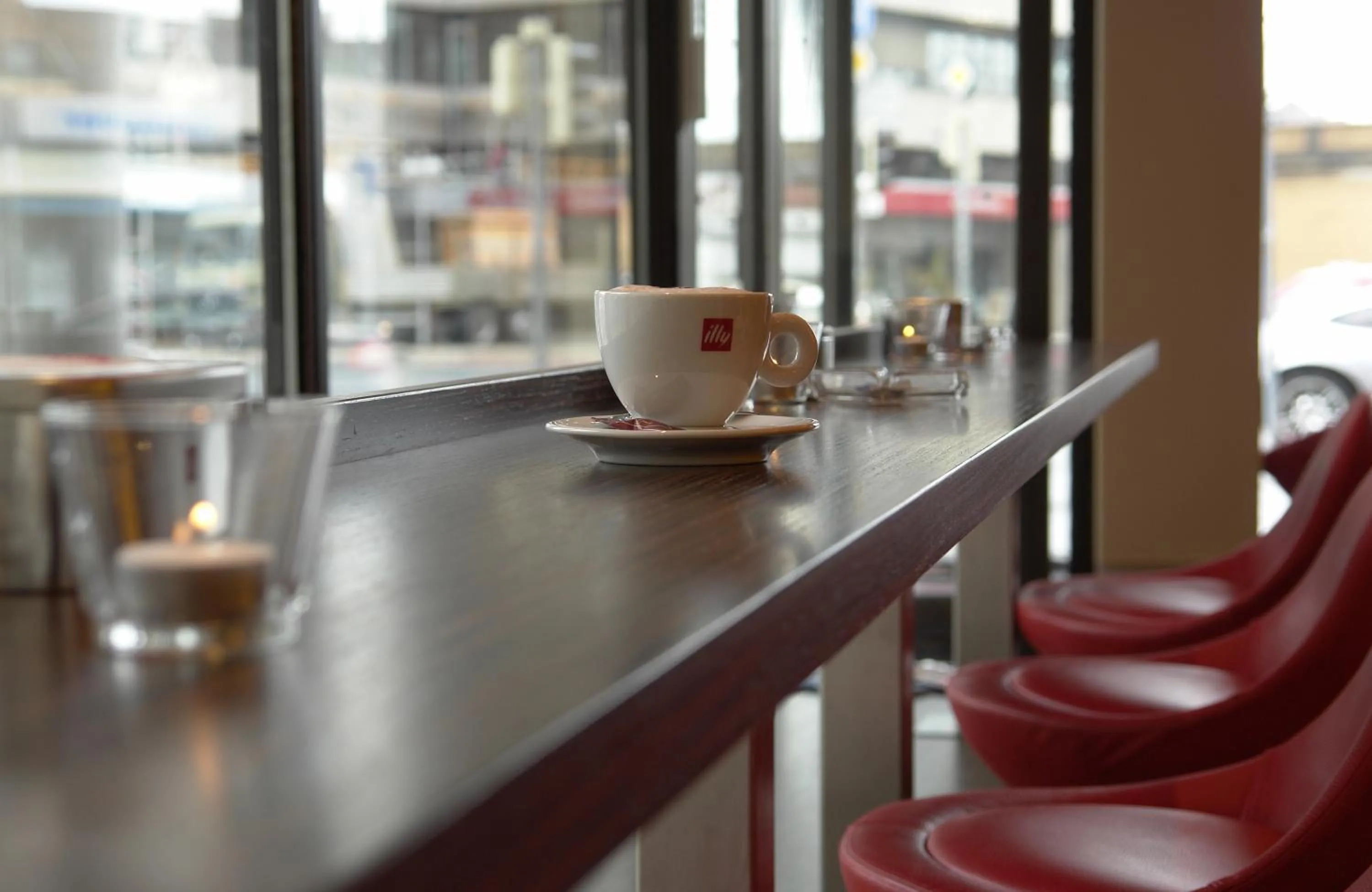 Lounge or bar in Cityhotel am Thielenplatz