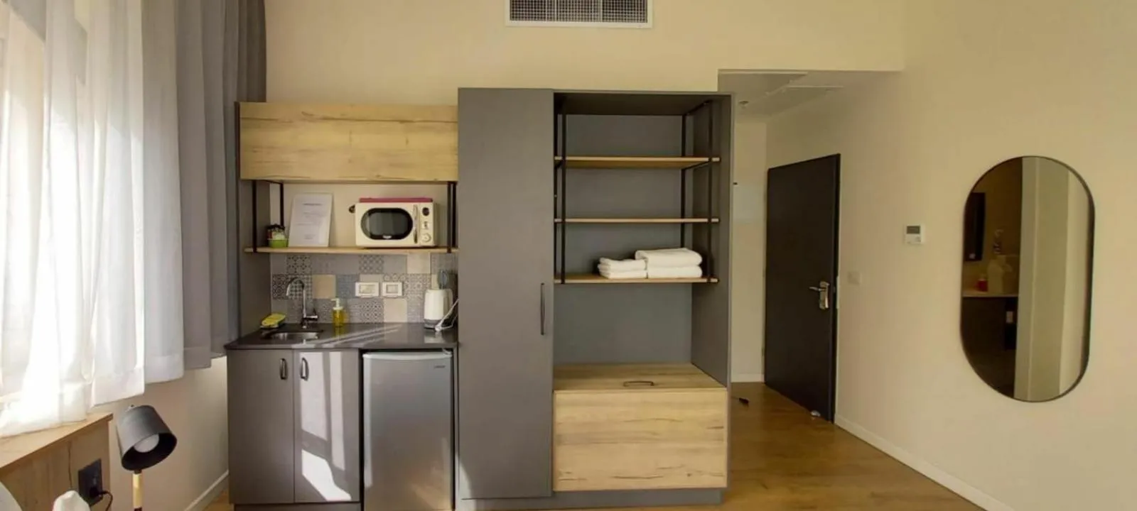 Kitchen or kitchenette in Apartique Hotel