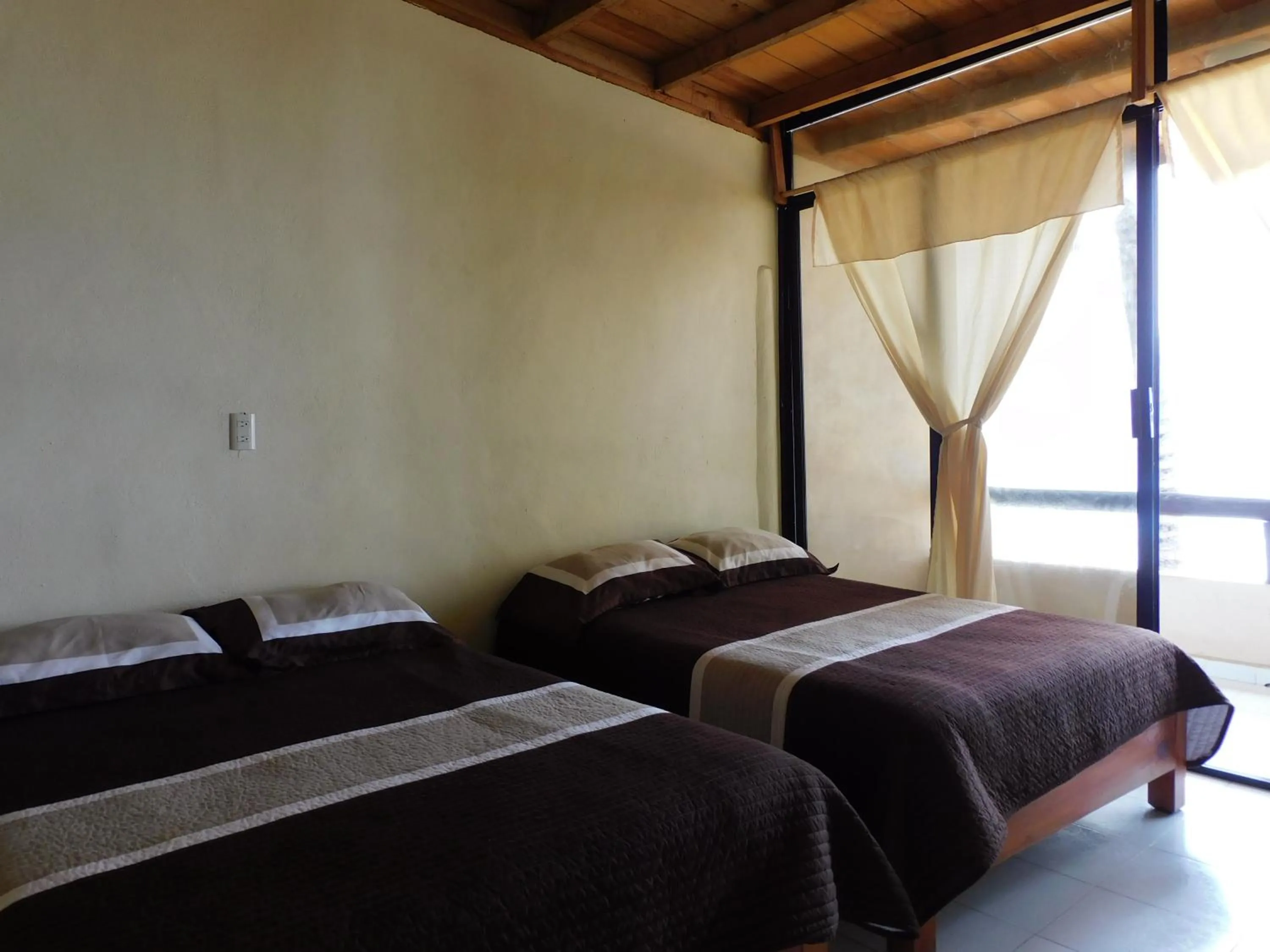 Hotel Restaurante Rocío by Rotamundos