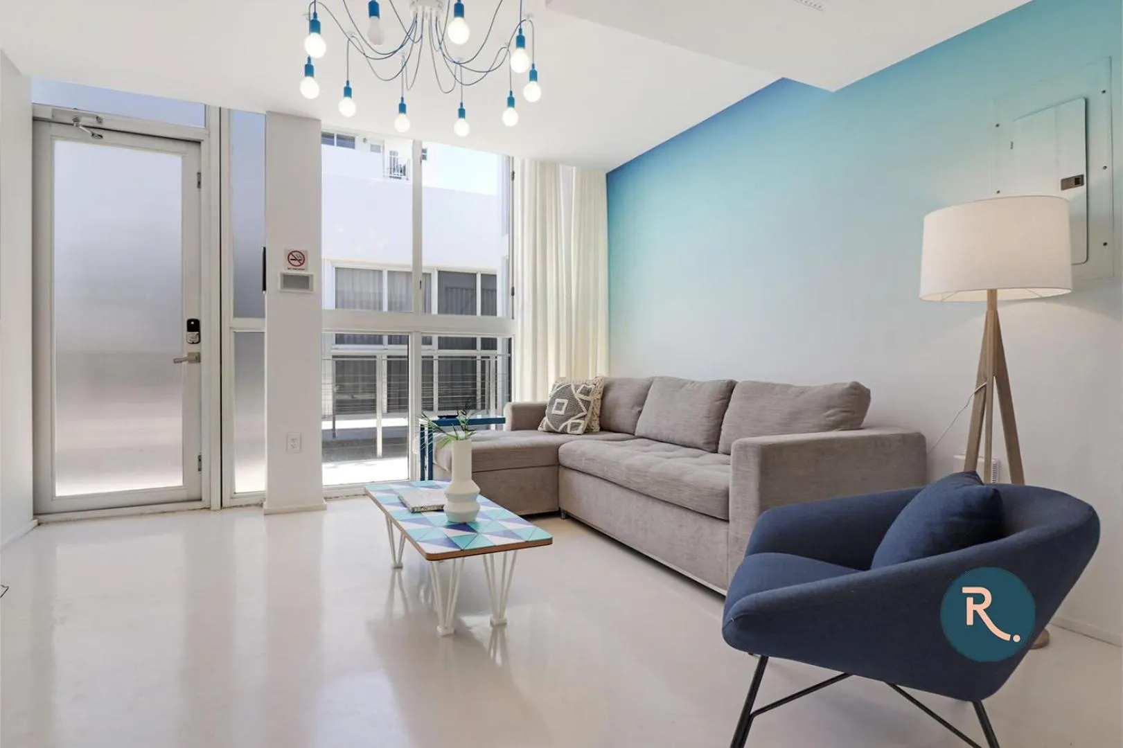 Roami at 250 Collins