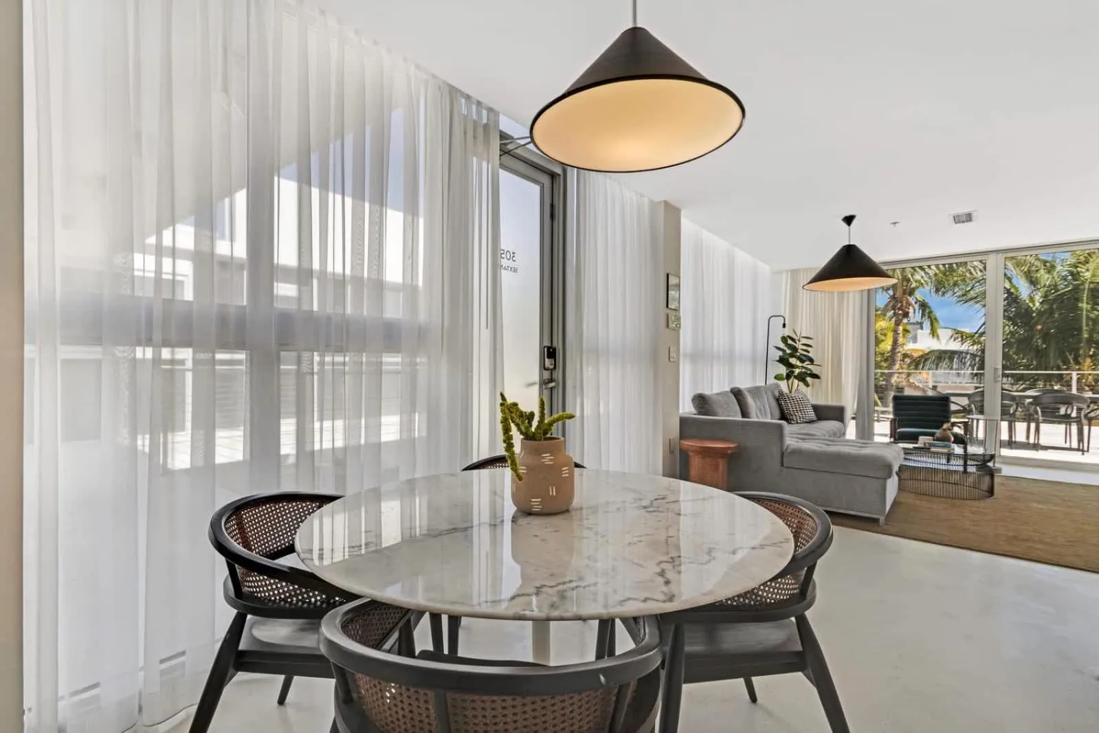 Roami at 250 Collins