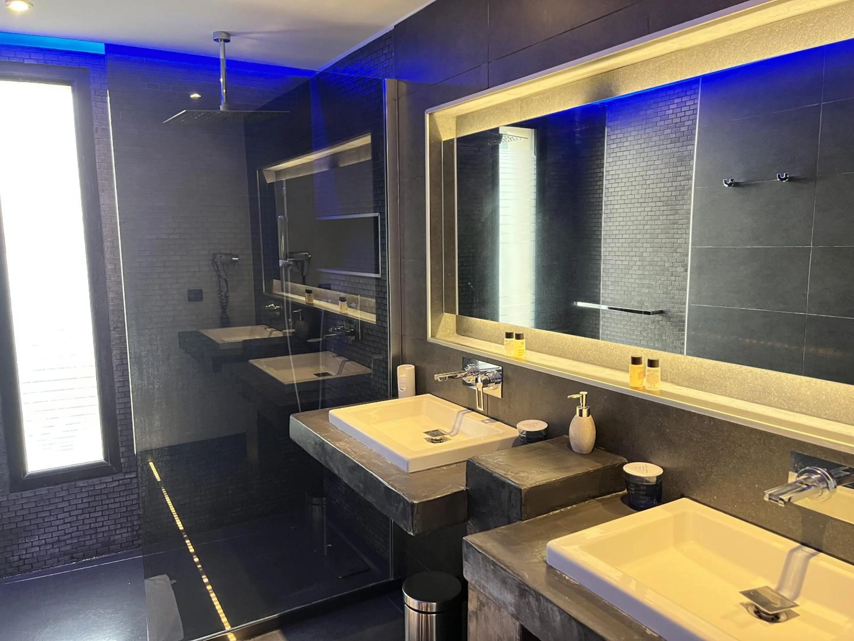 Bathroom in Nature & Design