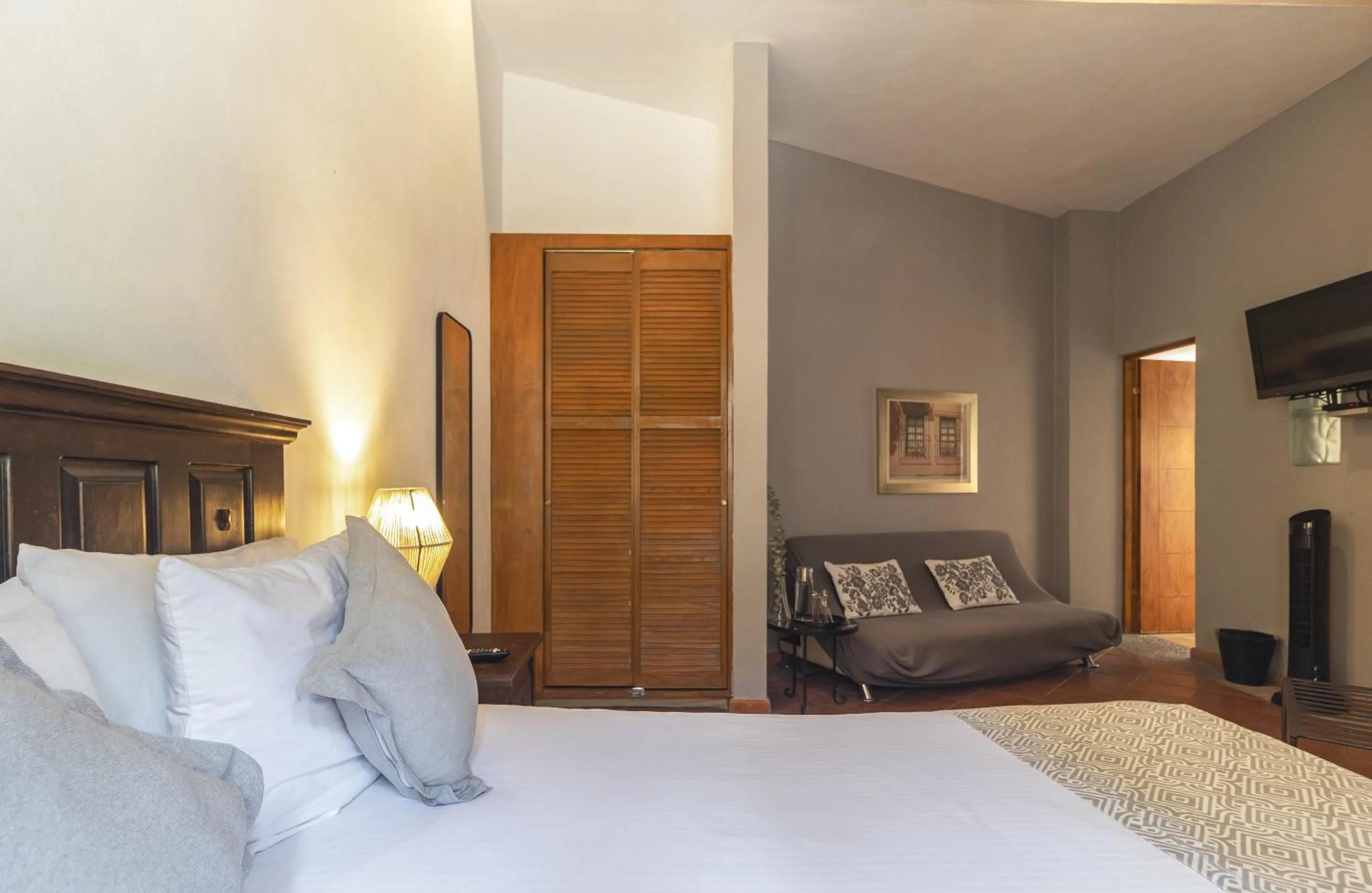 TV and multimedia, Bed in Casa Goyri San Miguel de Allende