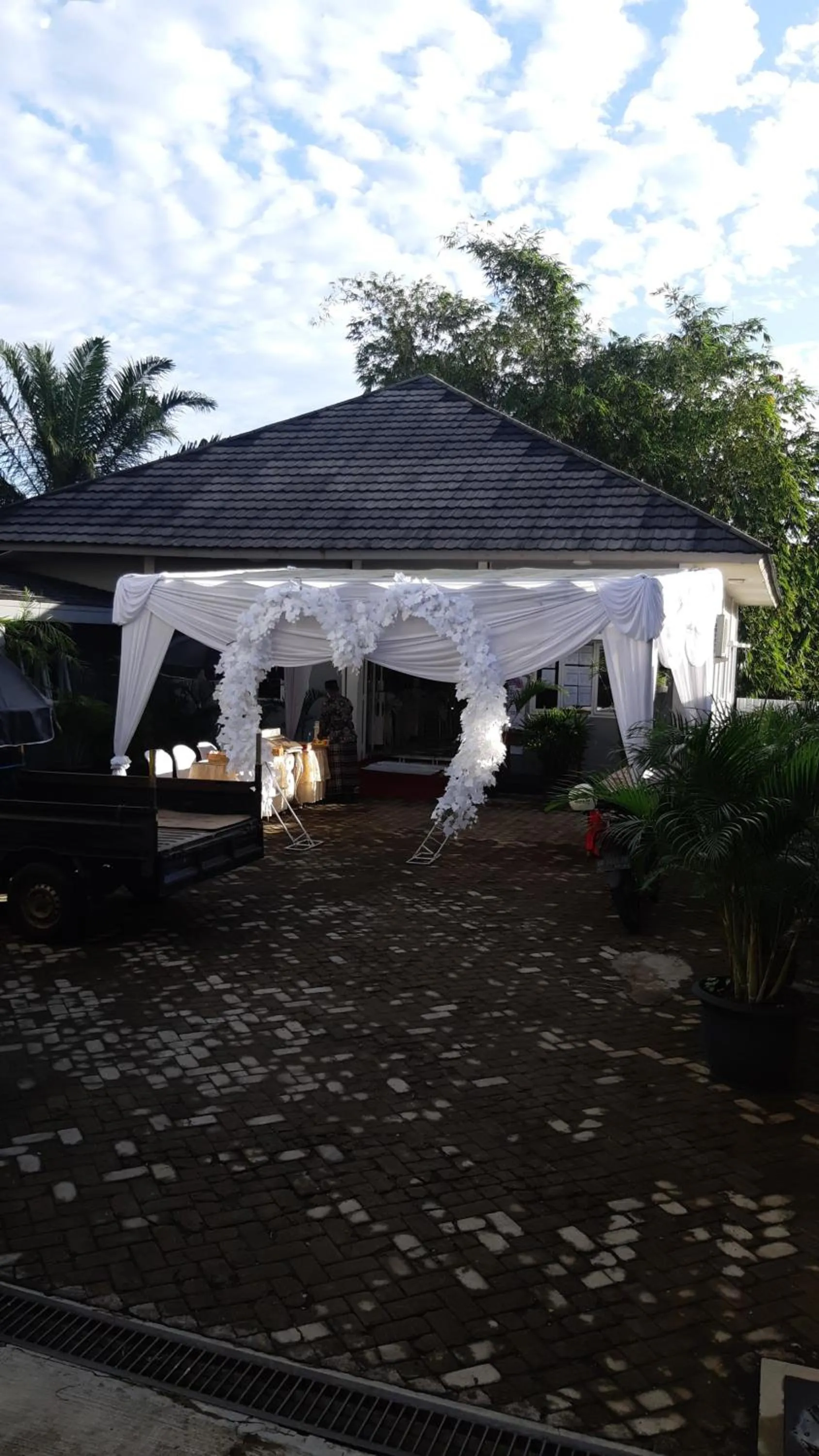 Property building in Omnea Hotel - Syariah