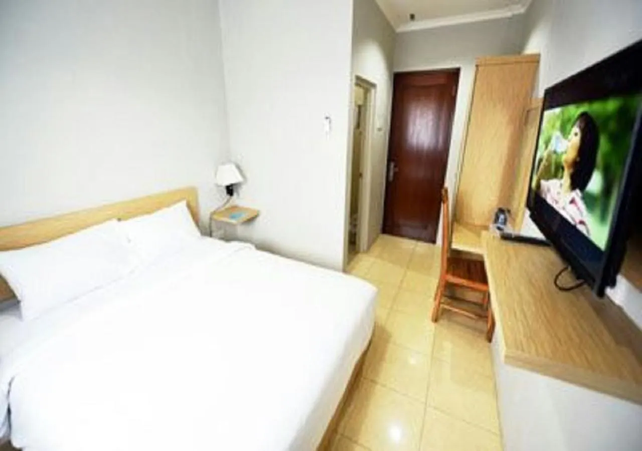 Bedroom, Bed in Omnea Hotel - Syariah