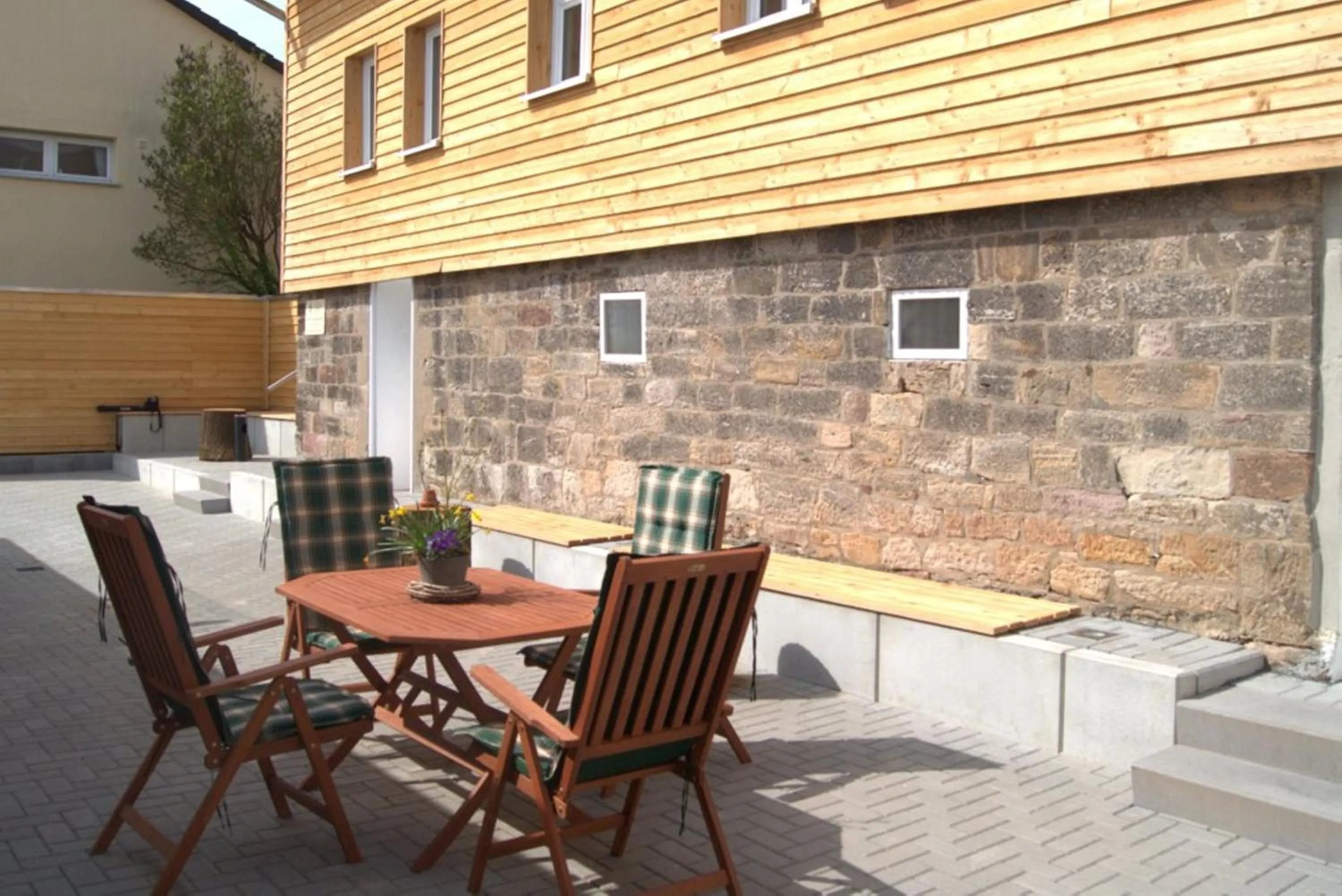 Patio in AKZENT Hotel Altes Casino