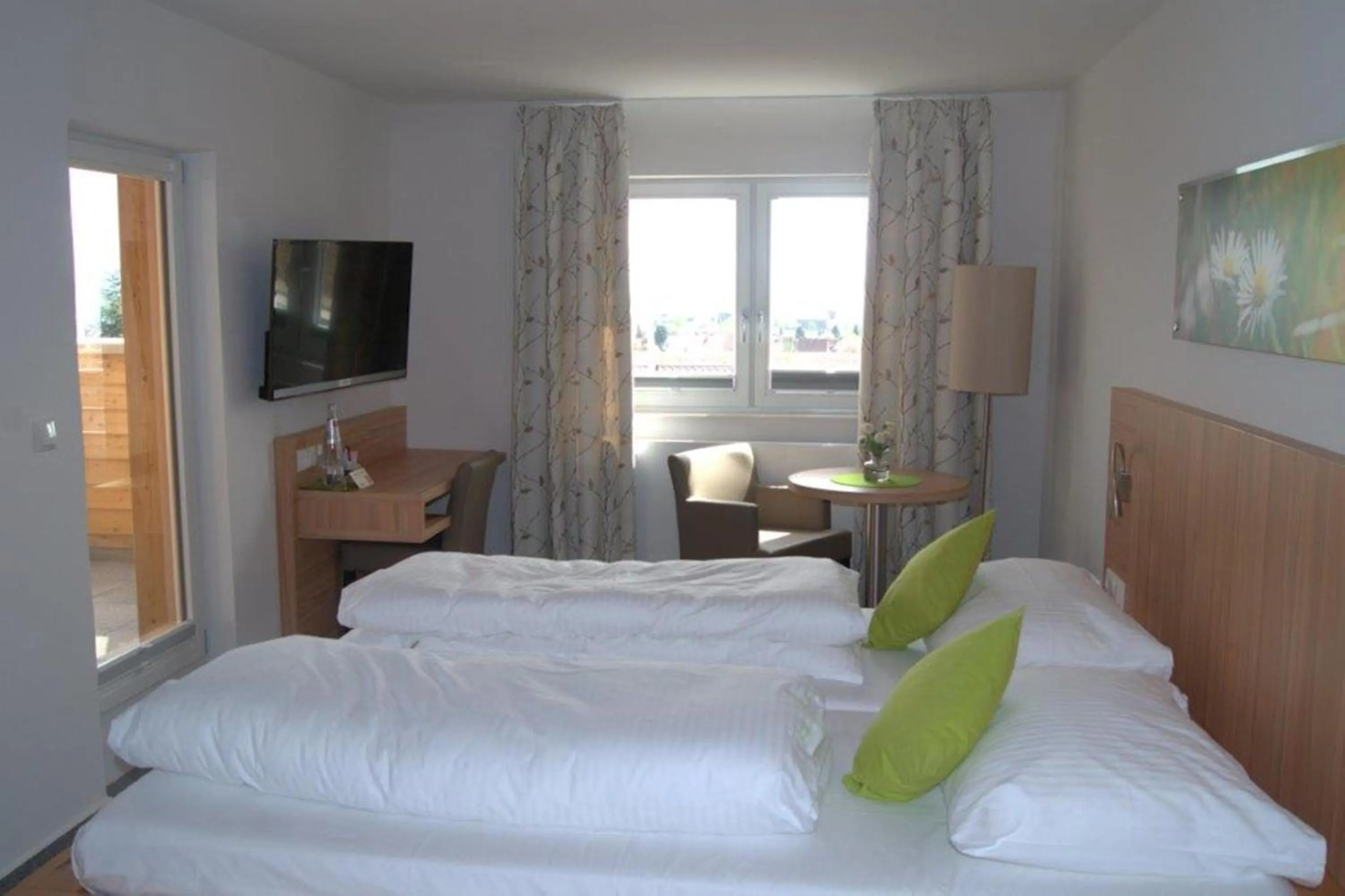 Photo of the whole room, Bed in AKZENT Hotel Altes Casino