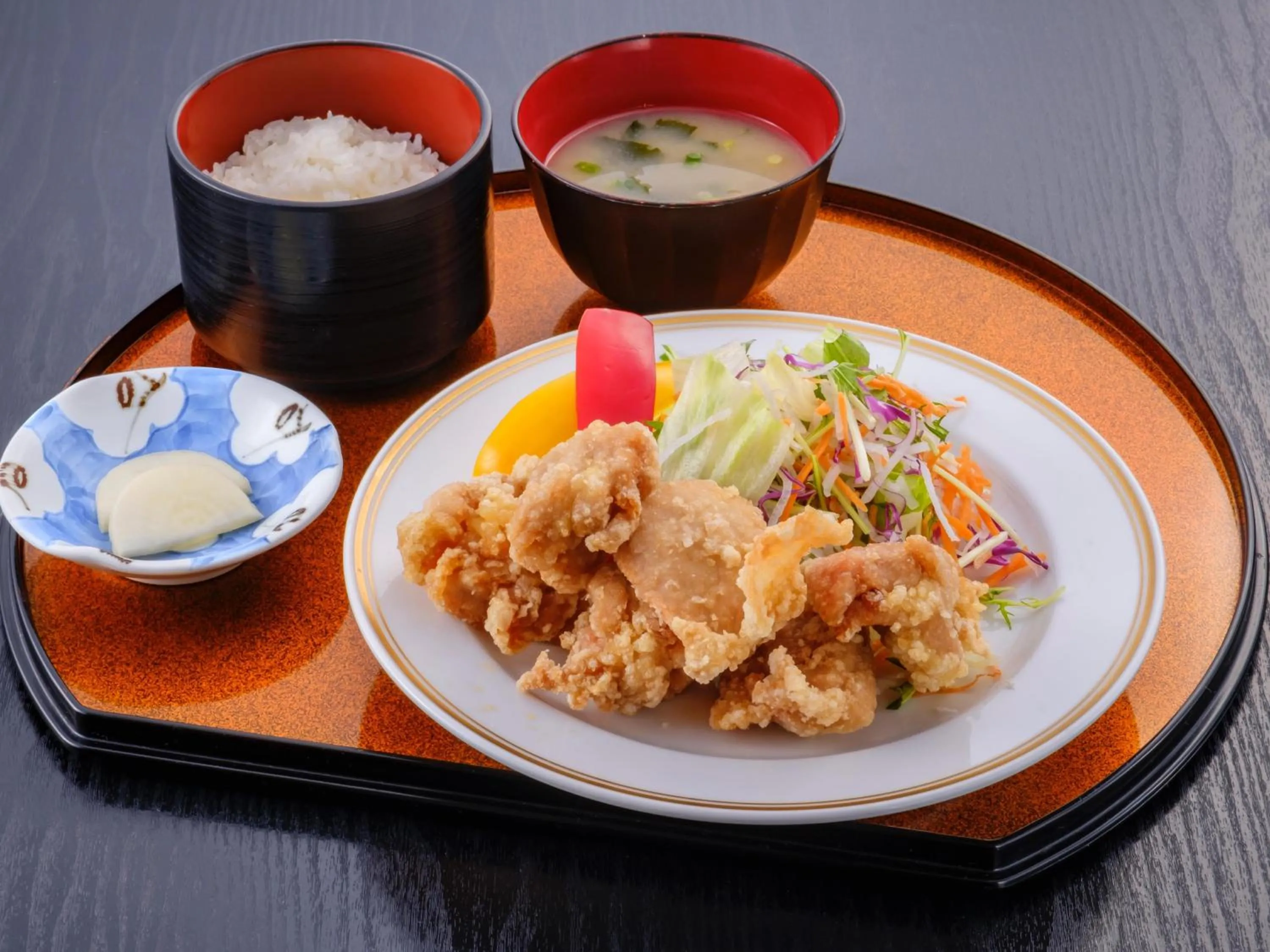 Food in SPA HOTEL YUTTARIKAN