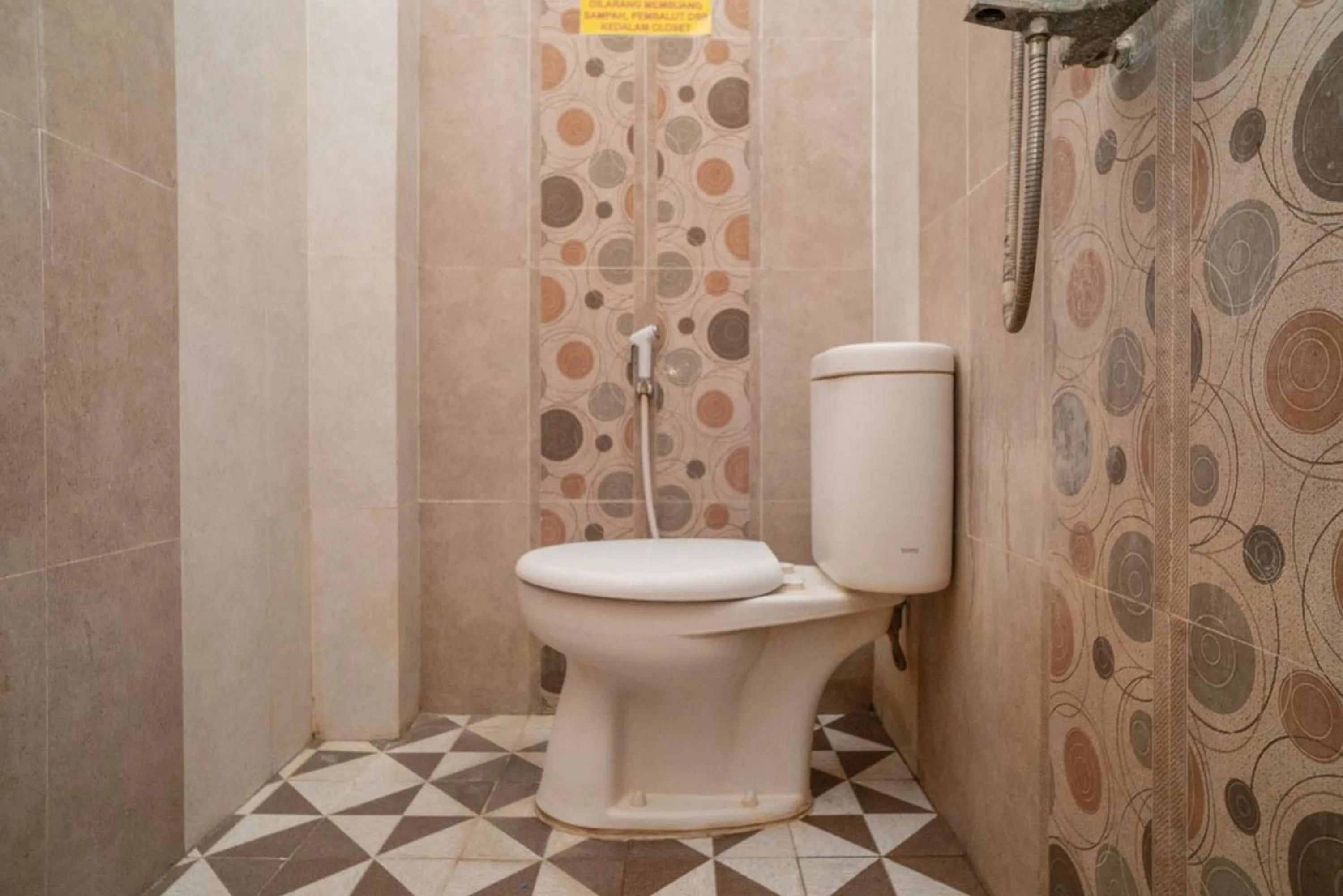 Bathroom in Rejeki Homestay Syariah Malioboro RedPartner