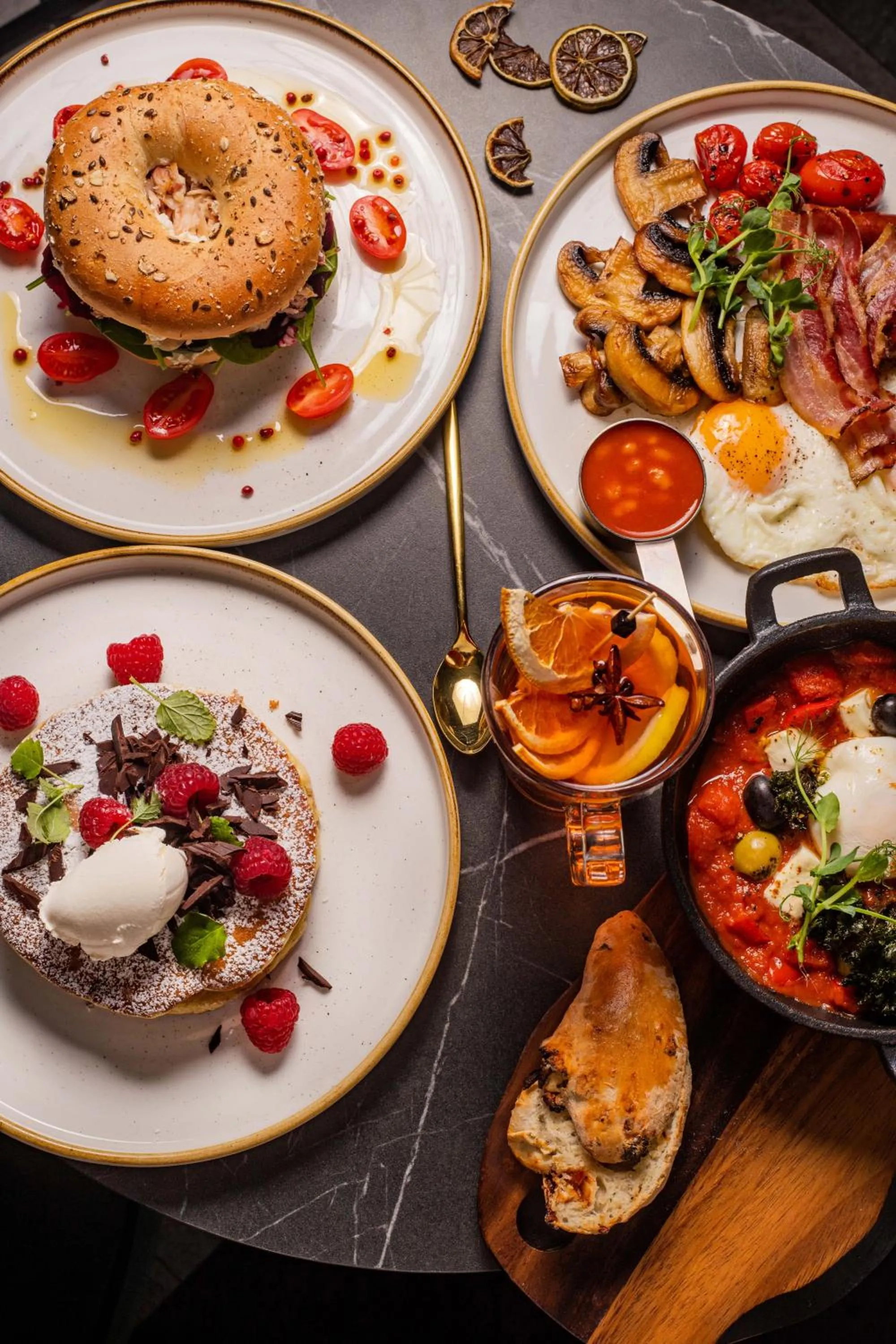 Restaurant/places to eat in Hotel Estera