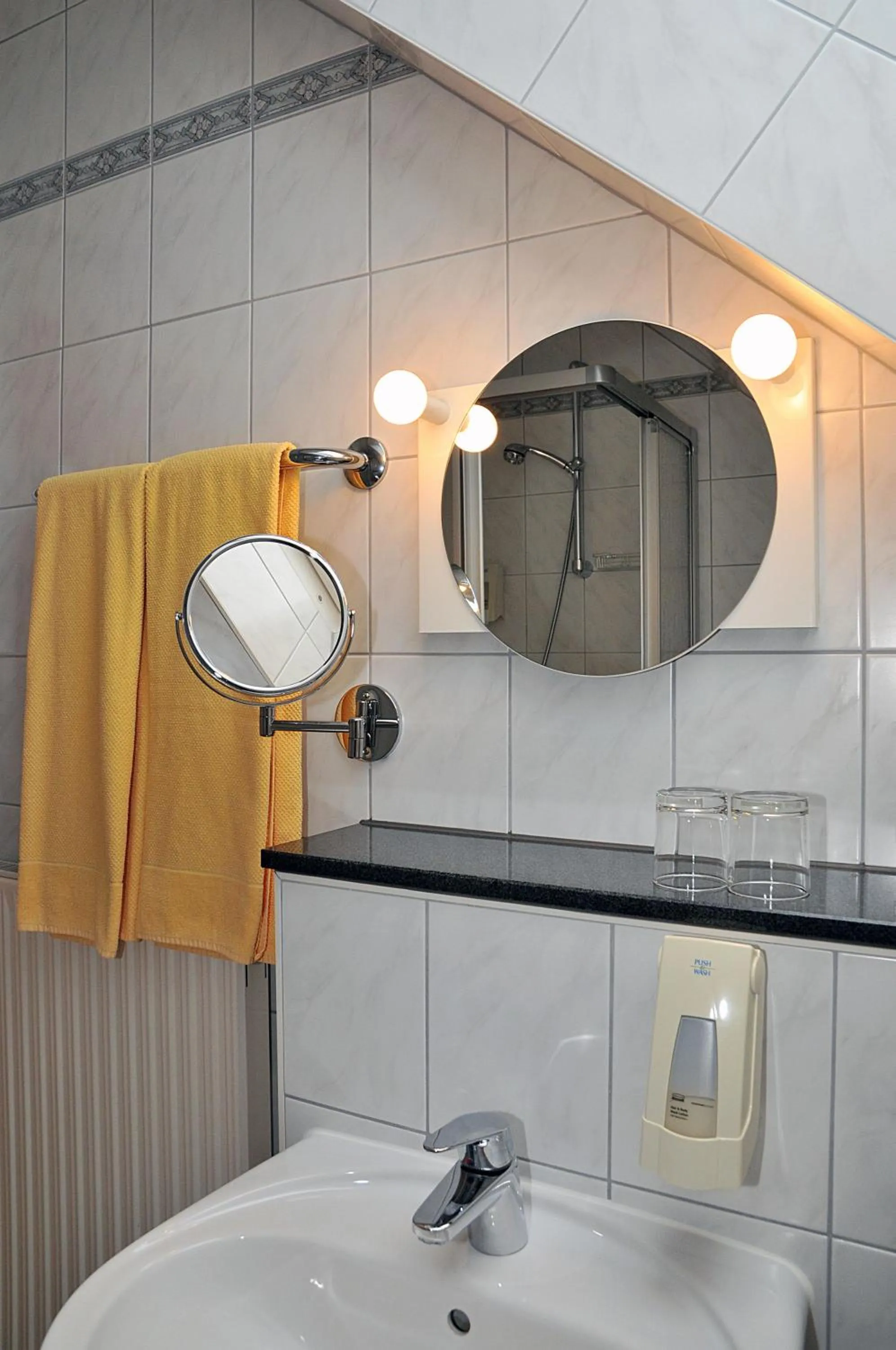 Bathroom in Hotel Friesen