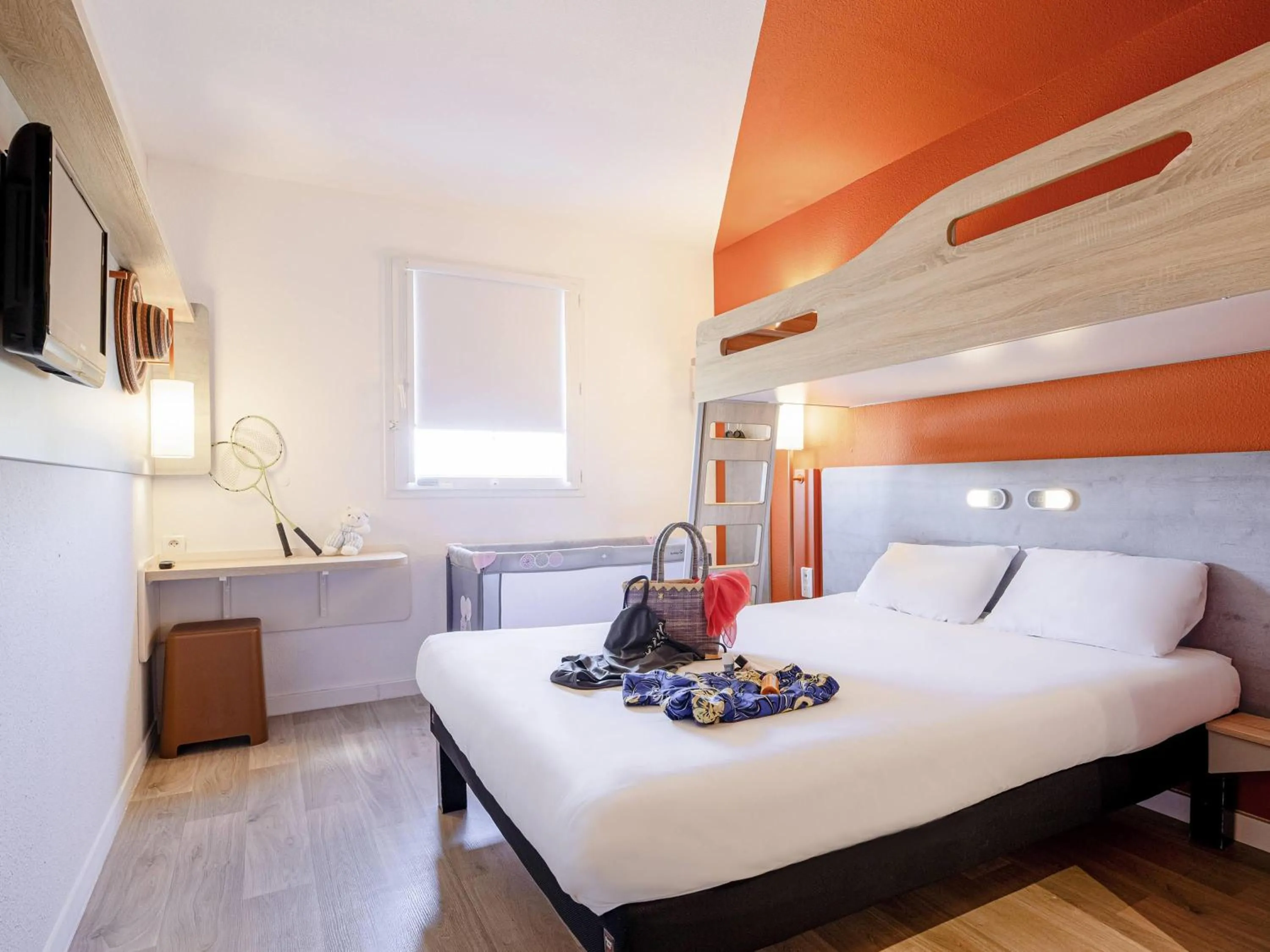 Bedroom, Bed in Ibis Budget Perpignan Nord Rivesaltes