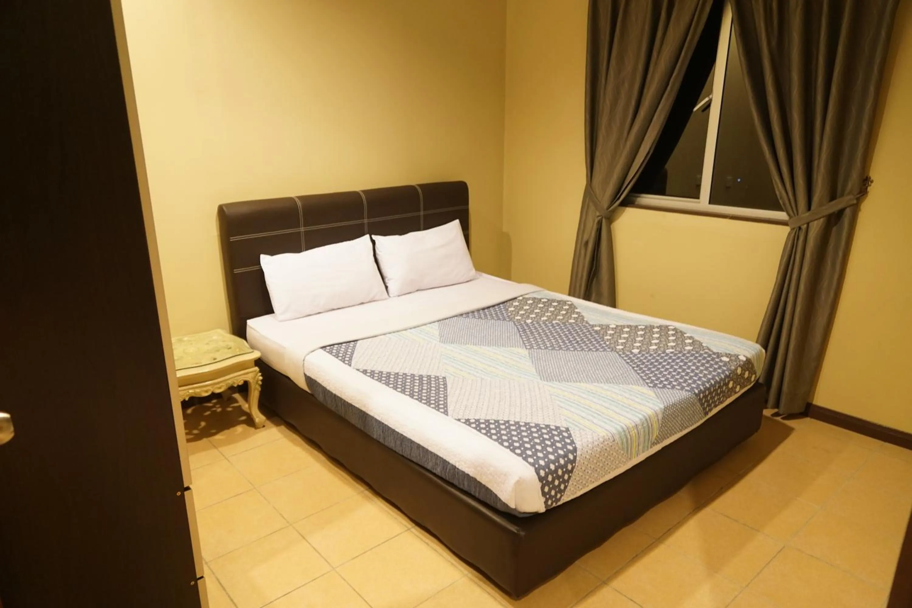 Bed in Sunrise Kundasang Resort