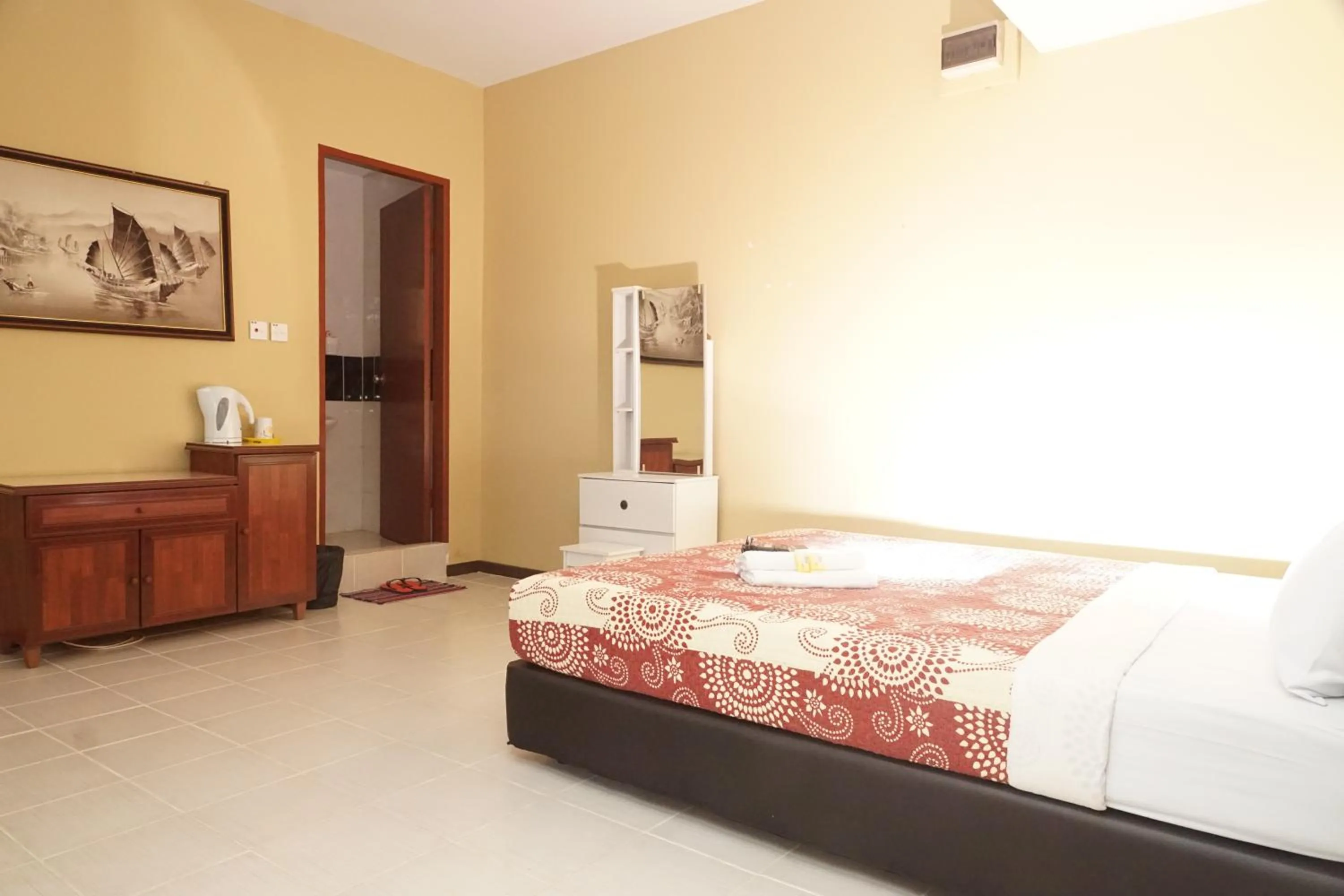 Bed in Sunrise Kundasang Resort