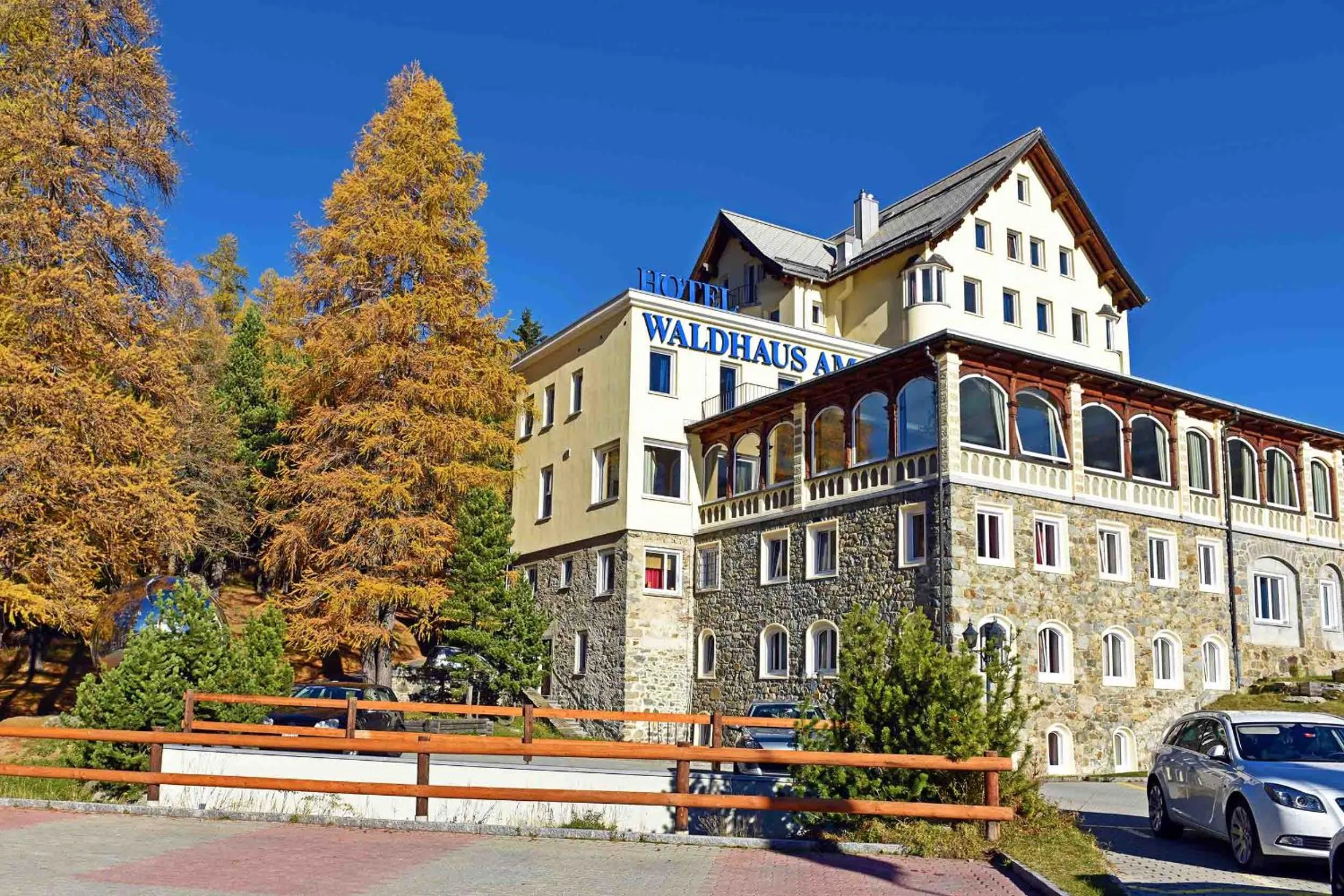 Property building in Hotel Waldhaus am See