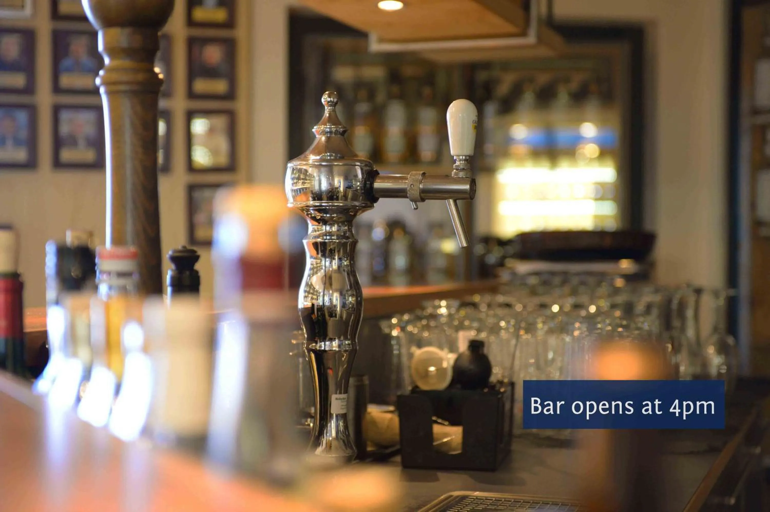 Lounge or bar in Hotel Waldhaus am See