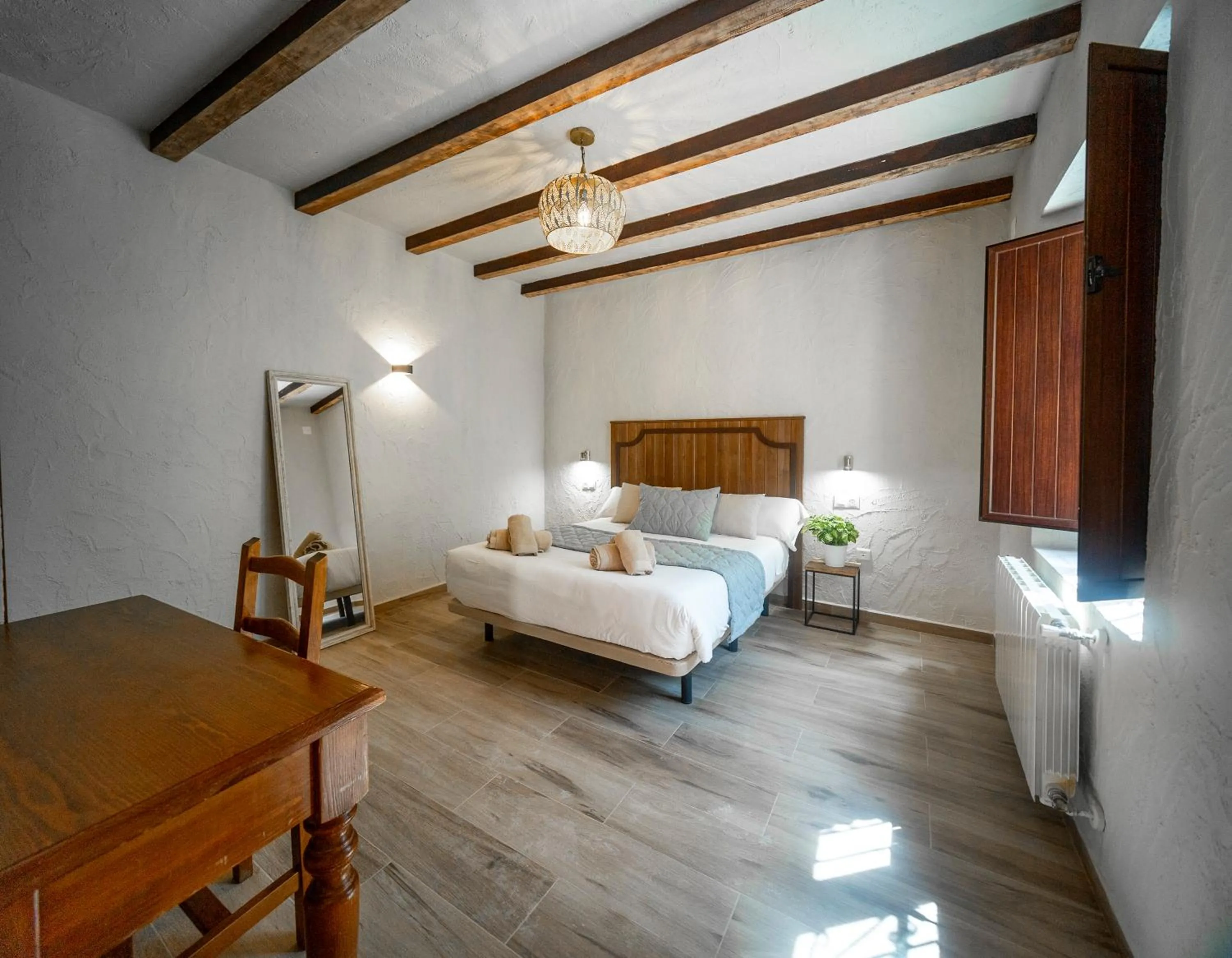 Photo of the whole room, Bed in Eco Hotel Cueva del Gato