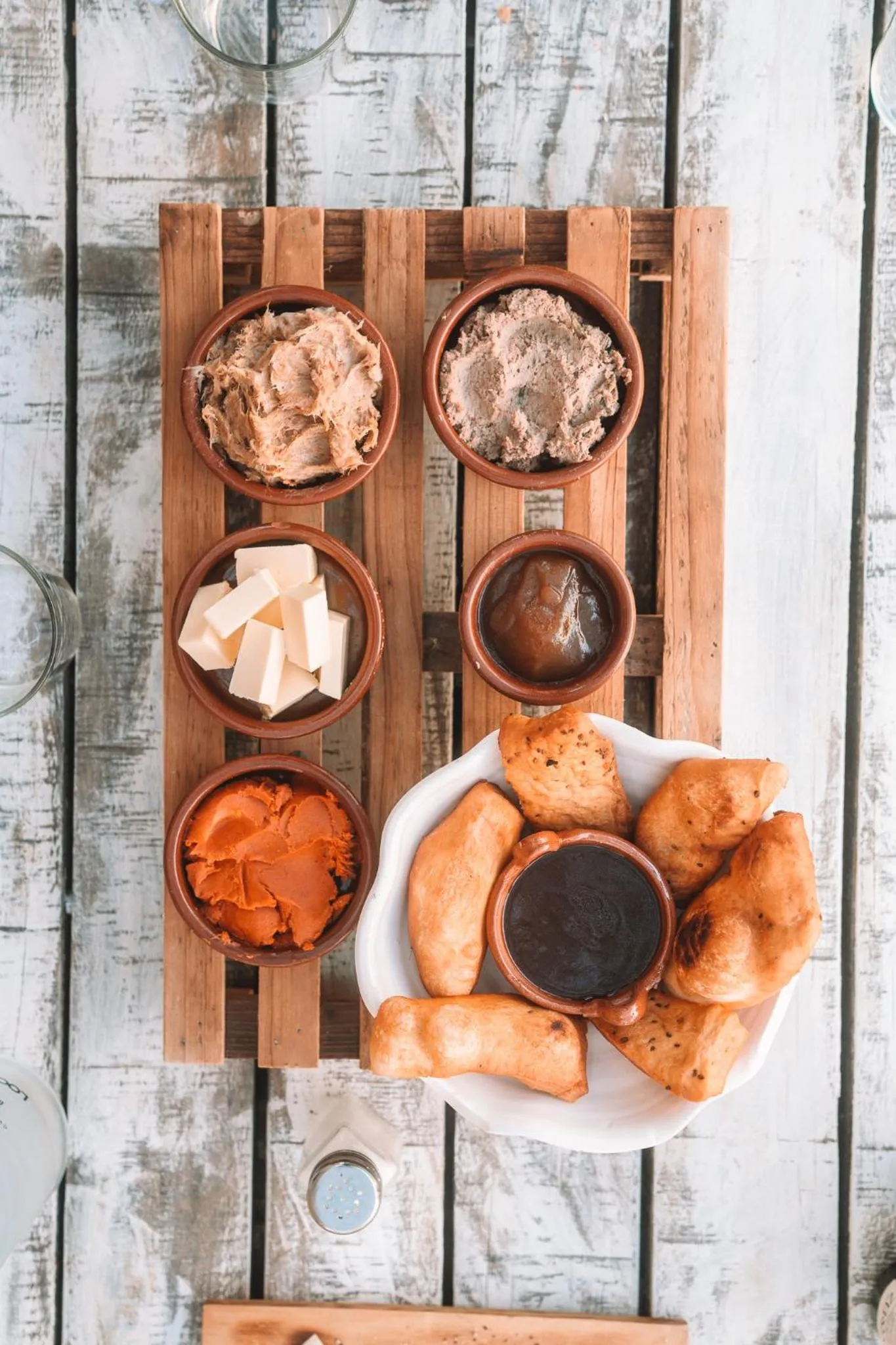 Breakfast in Eco Hotel Cueva del Gato