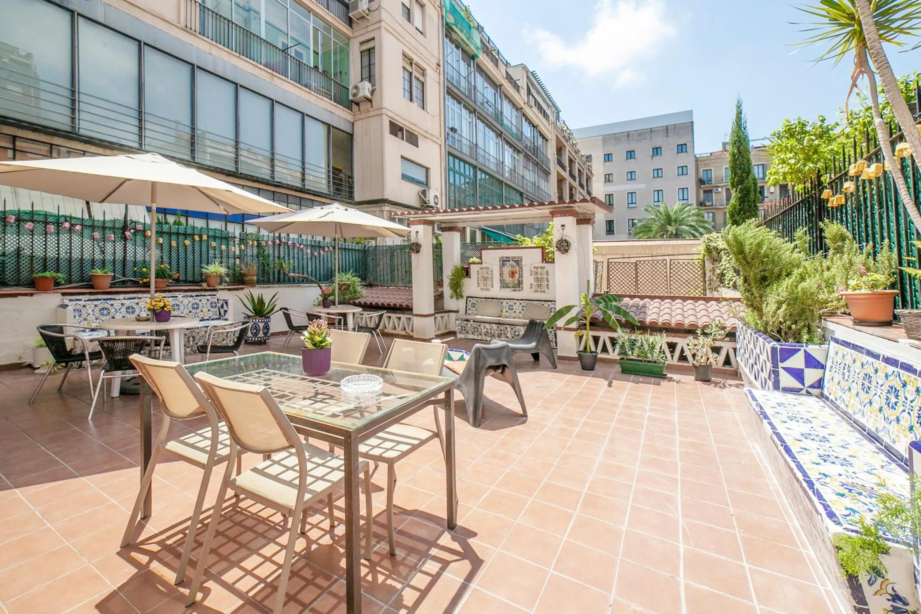 Balcony/Terrace in Fabrizzios Terrace Hostel