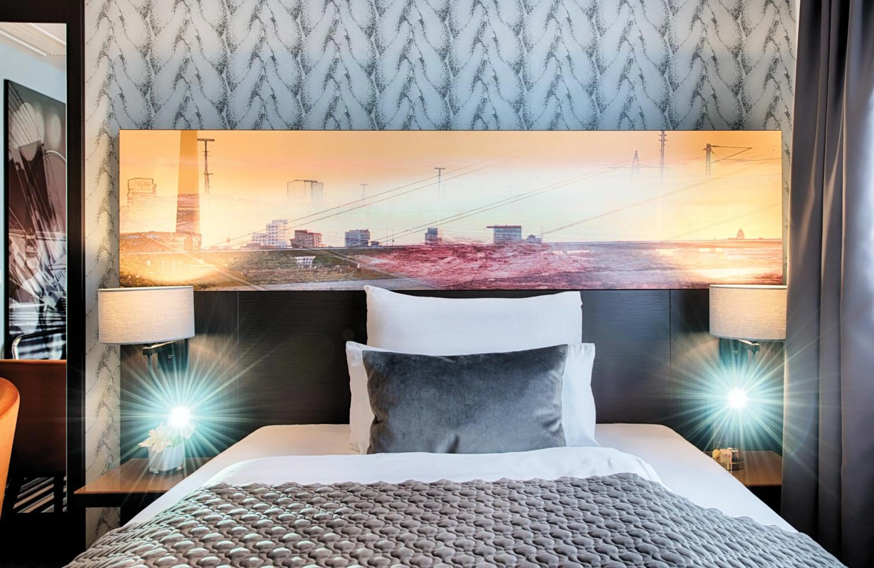 Photo of the whole room, Bed in Leonardo Boutique Hotel Düsseldorf