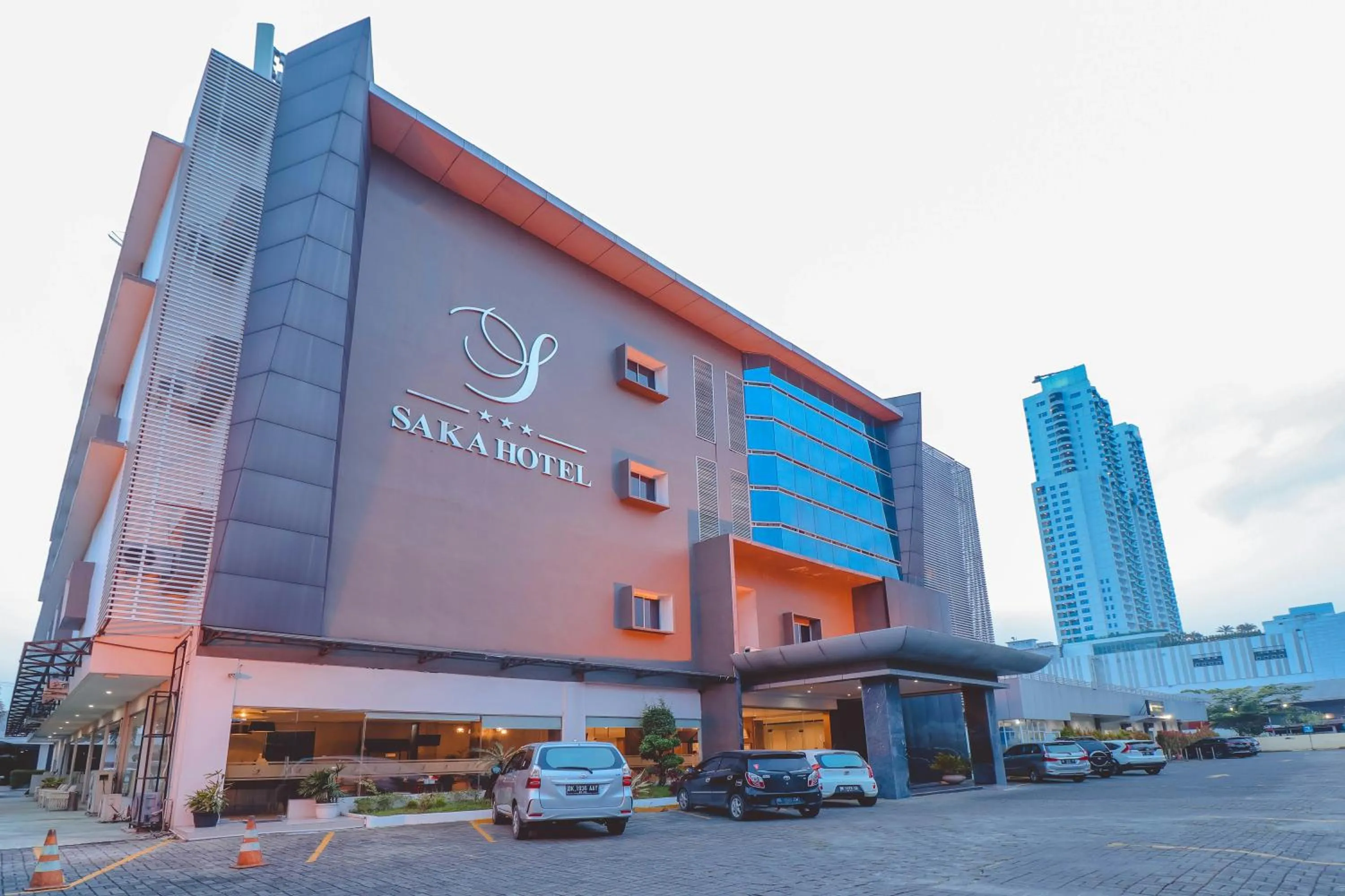 Facade/entrance in Saka Hotel Medan