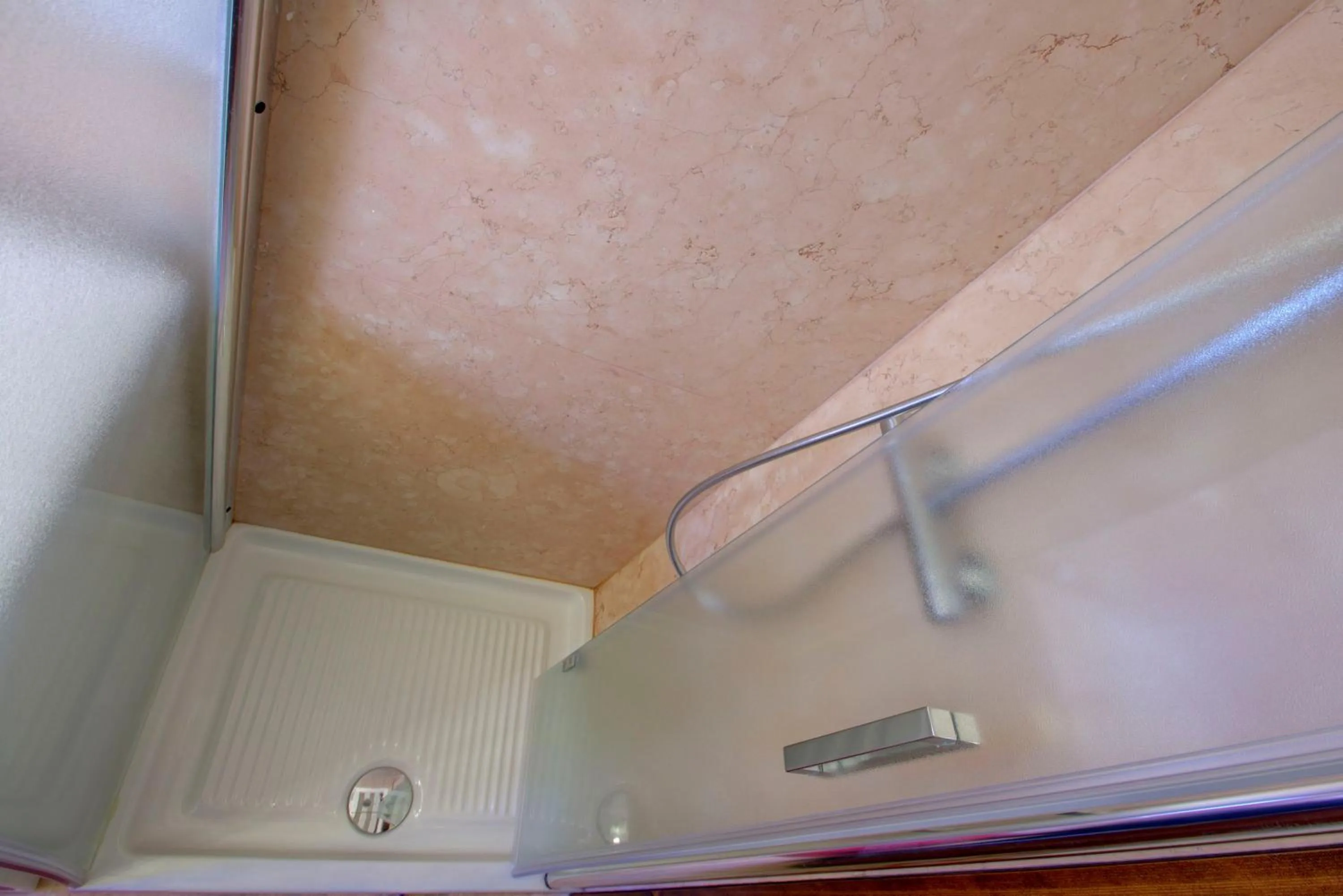 Shower in ZANIPOLO Marco-canal