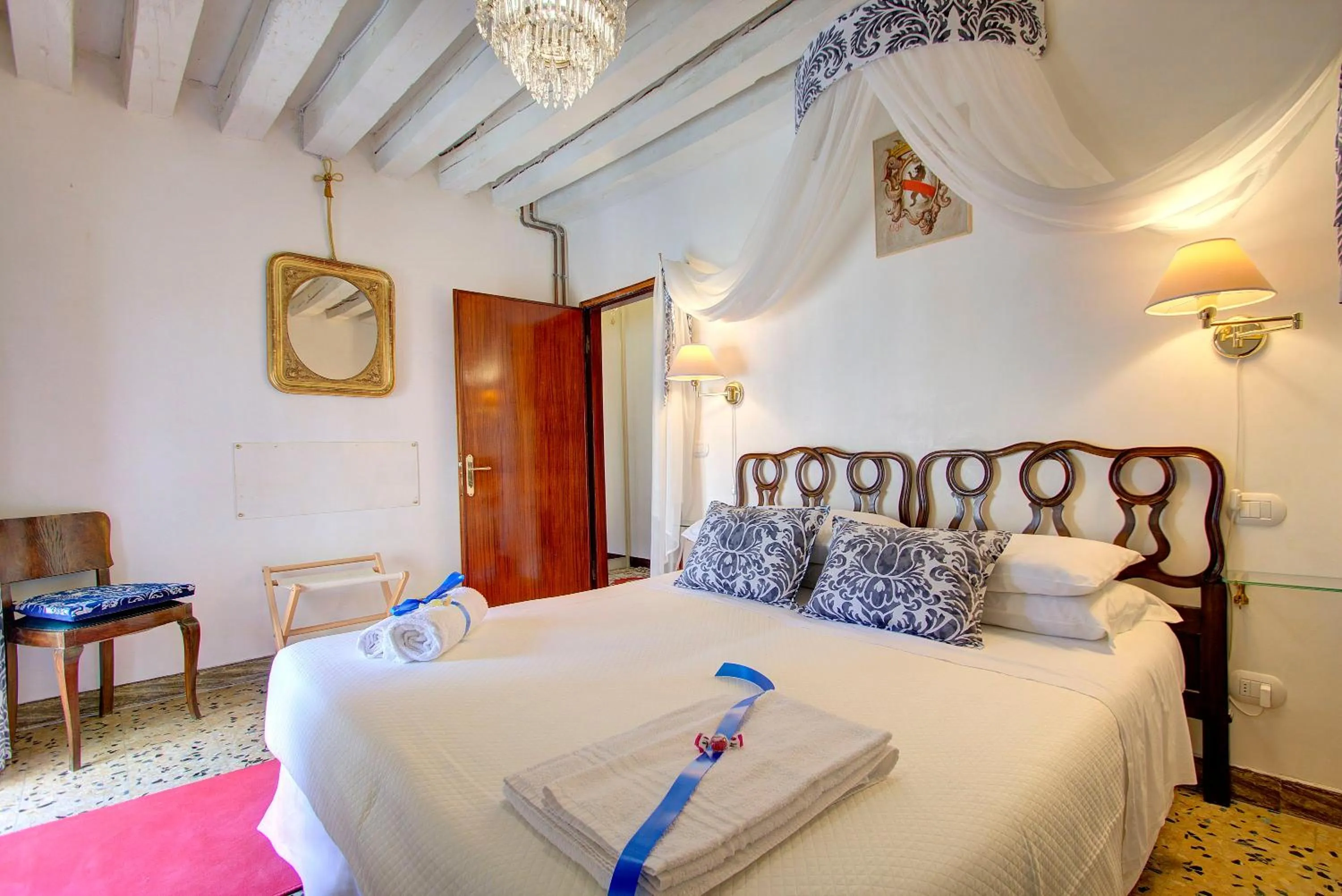 Bed in ZANIPOLO Marco-canal