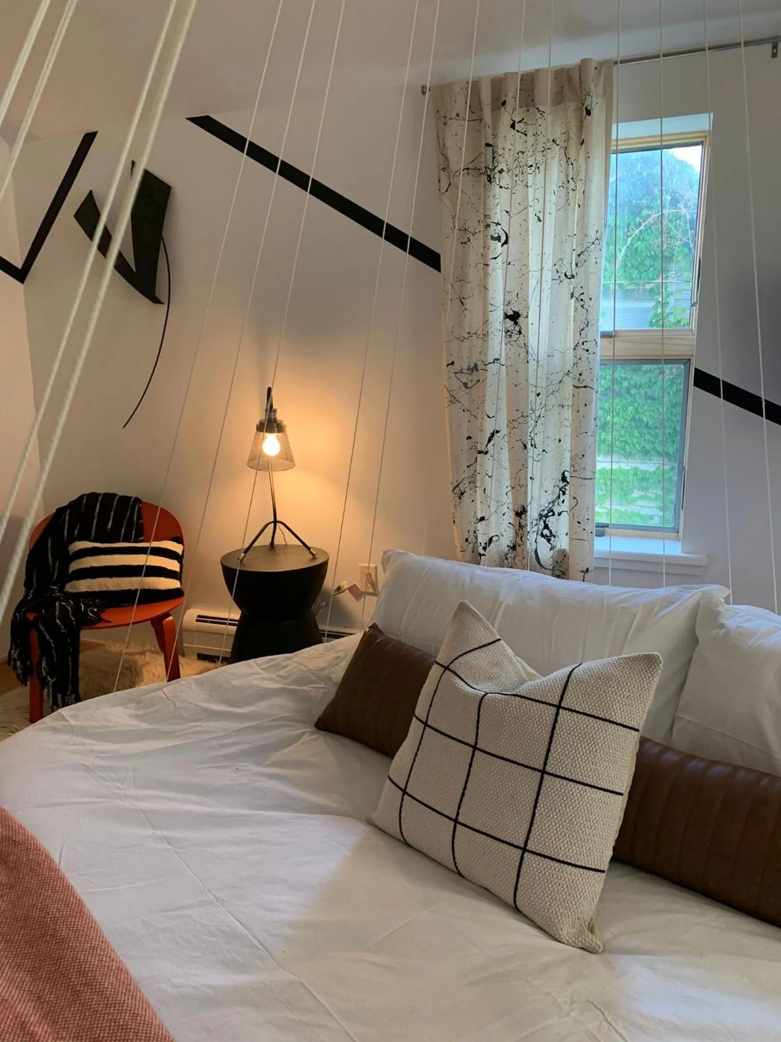 Bed in The Trail in Adams - Berkshires' Art Hotel