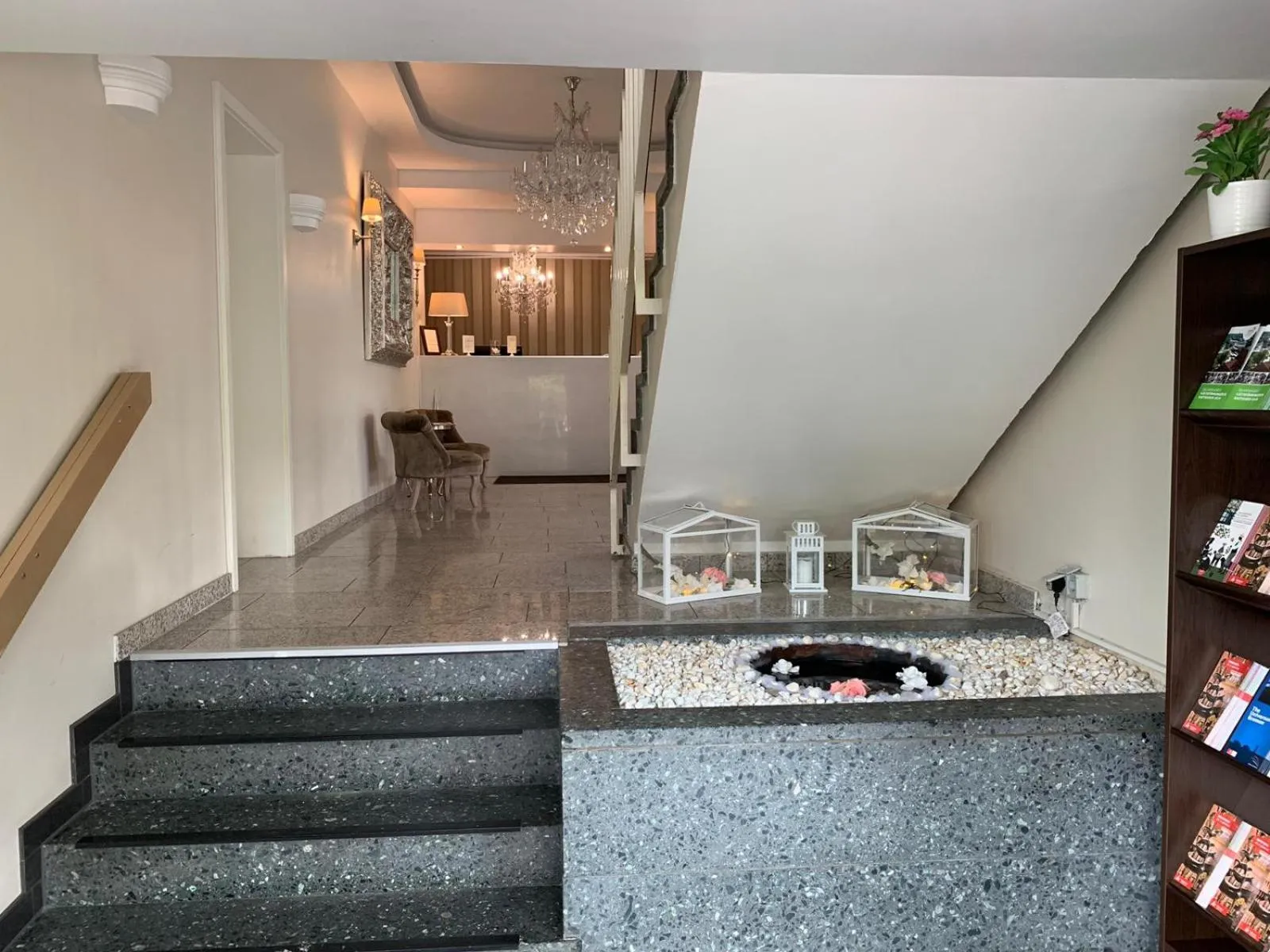 Lobby or reception in Hotel zur Riede bei Bremen