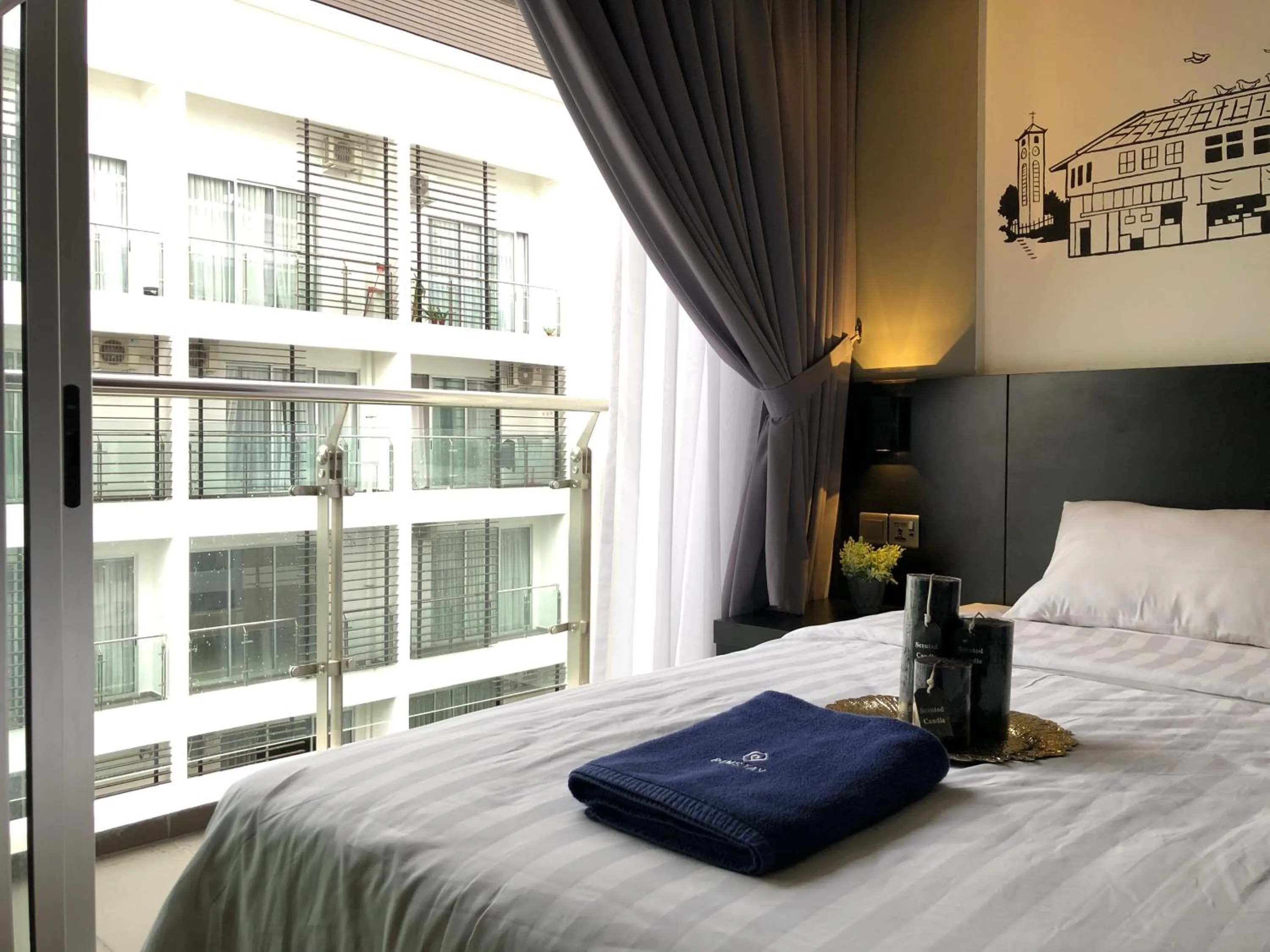 Bed in Aeropod Suites by Calvin