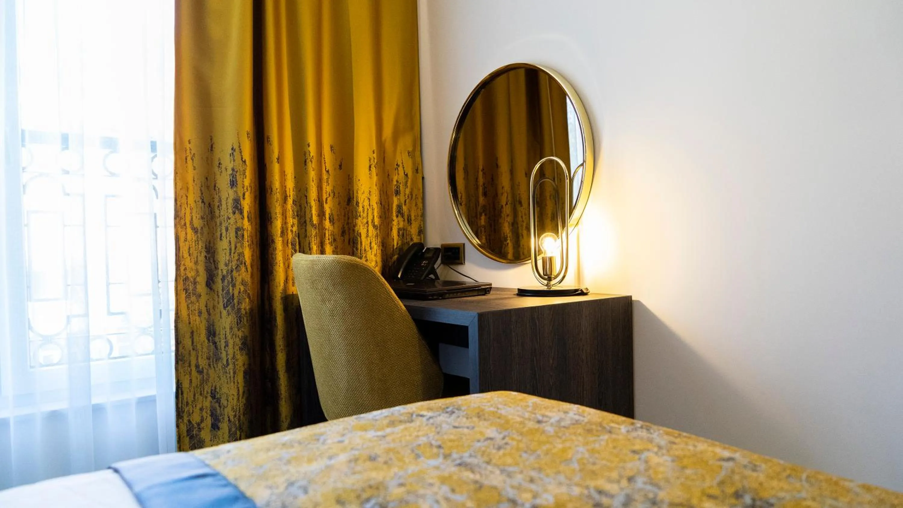 Photo of the whole room, Bed in Hotel Pasha